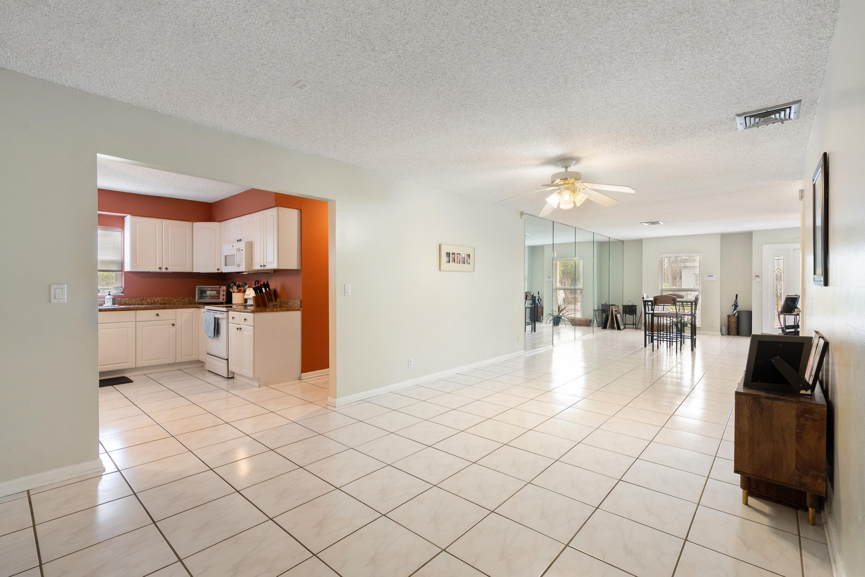 NORTH LAKE WORTH - Residential