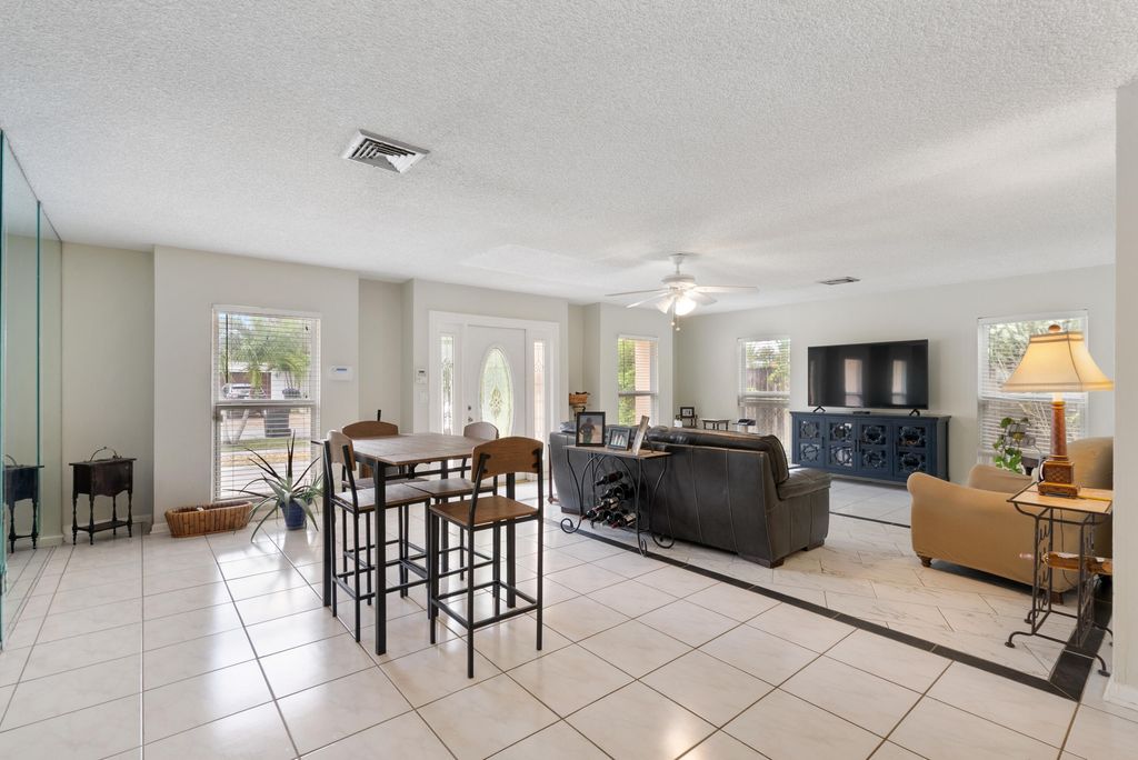 Photo of 306 18th Avenue N, Lake Worth Beach, FL 33460 (MLS # B26018764)