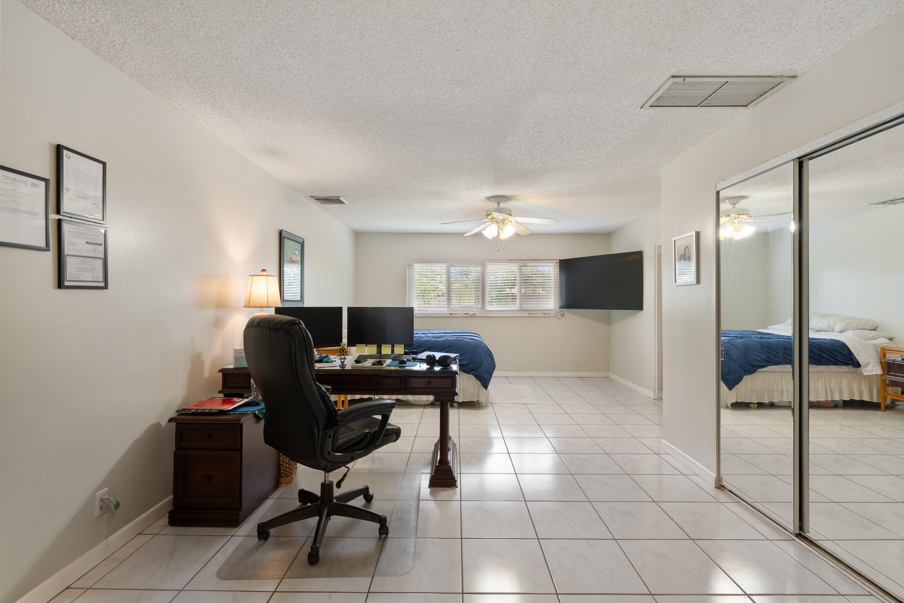 NORTH LAKE WORTH - Residential