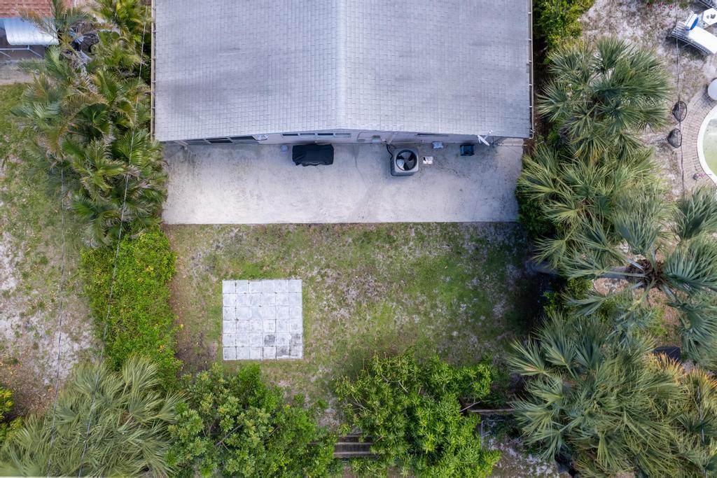 NORTH LAKE WORTH - Residential