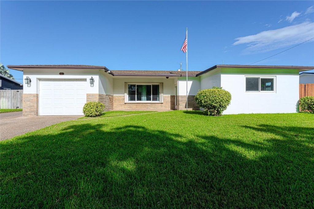 Photo of 105 Sea Island Lane, Boca Raton, FL 33431 (MLS # F10506801)