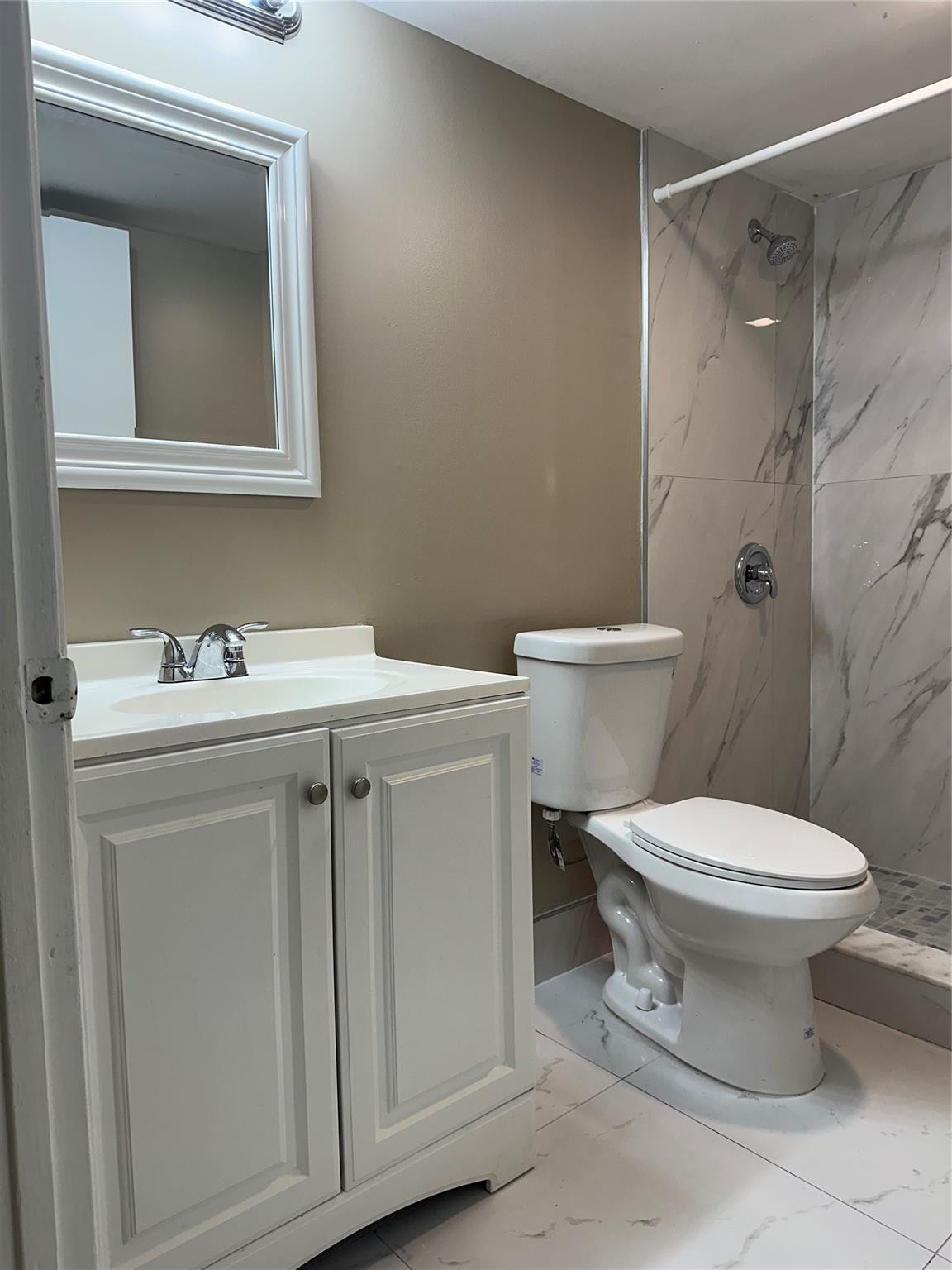 CLUB CARIBE CONDO - Residential Lease