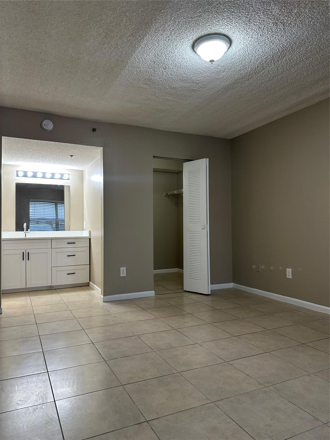 CLUB CARIBE CONDO - Residential Lease