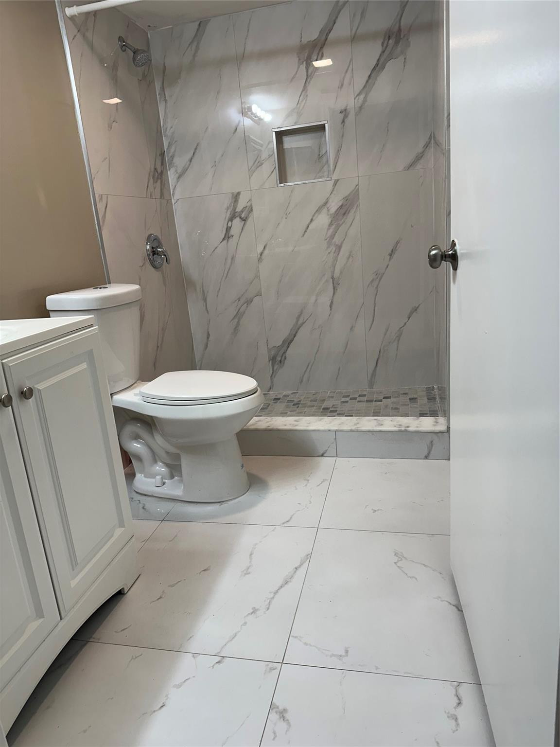 CLUB CARIBE CONDO - Residential Lease