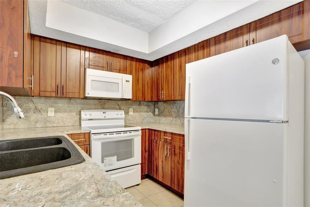 CLUB CARIBE CONDO - Residential Lease