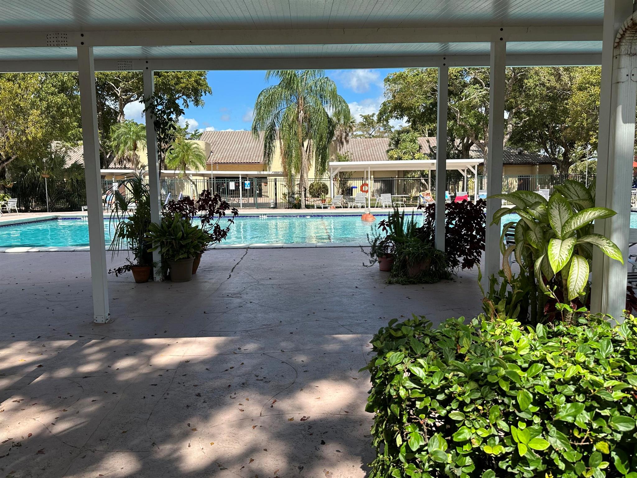 OAKBROOK III CONDO - Residential