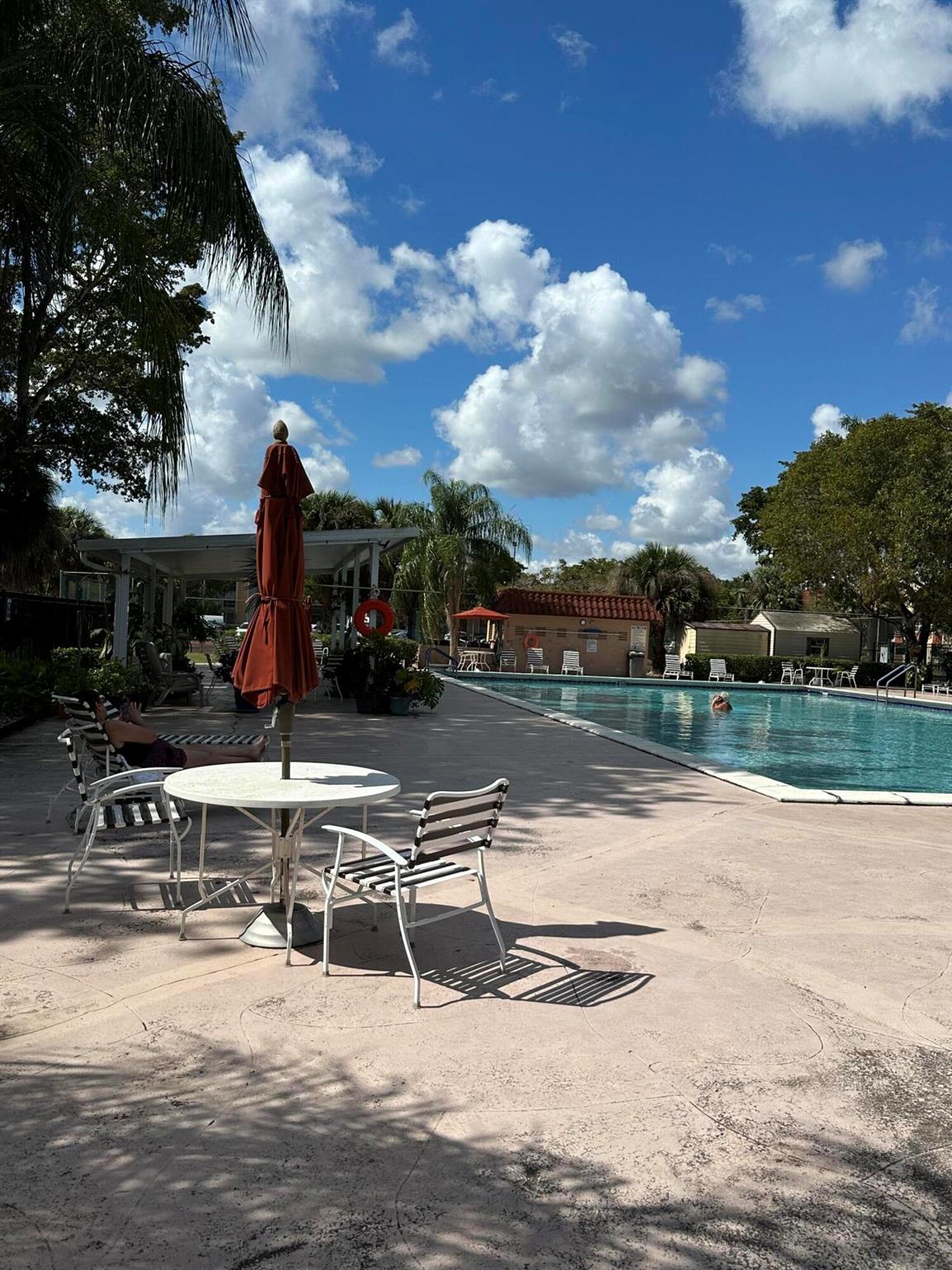 OAKBROOK III CONDO - Residential