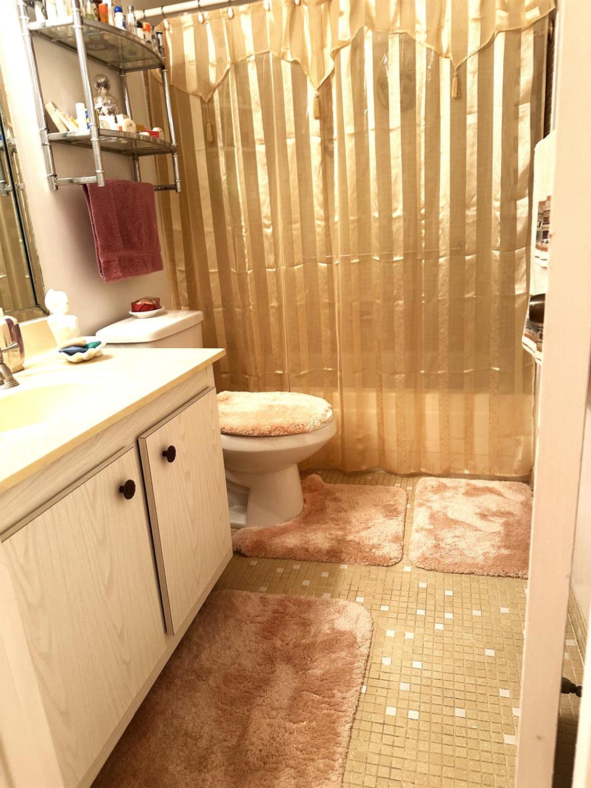 OAKBROOK III CONDO - Residential