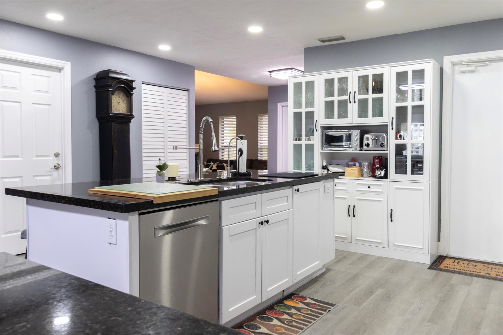 SANDALFOOT COVE SEC 11 - Residential