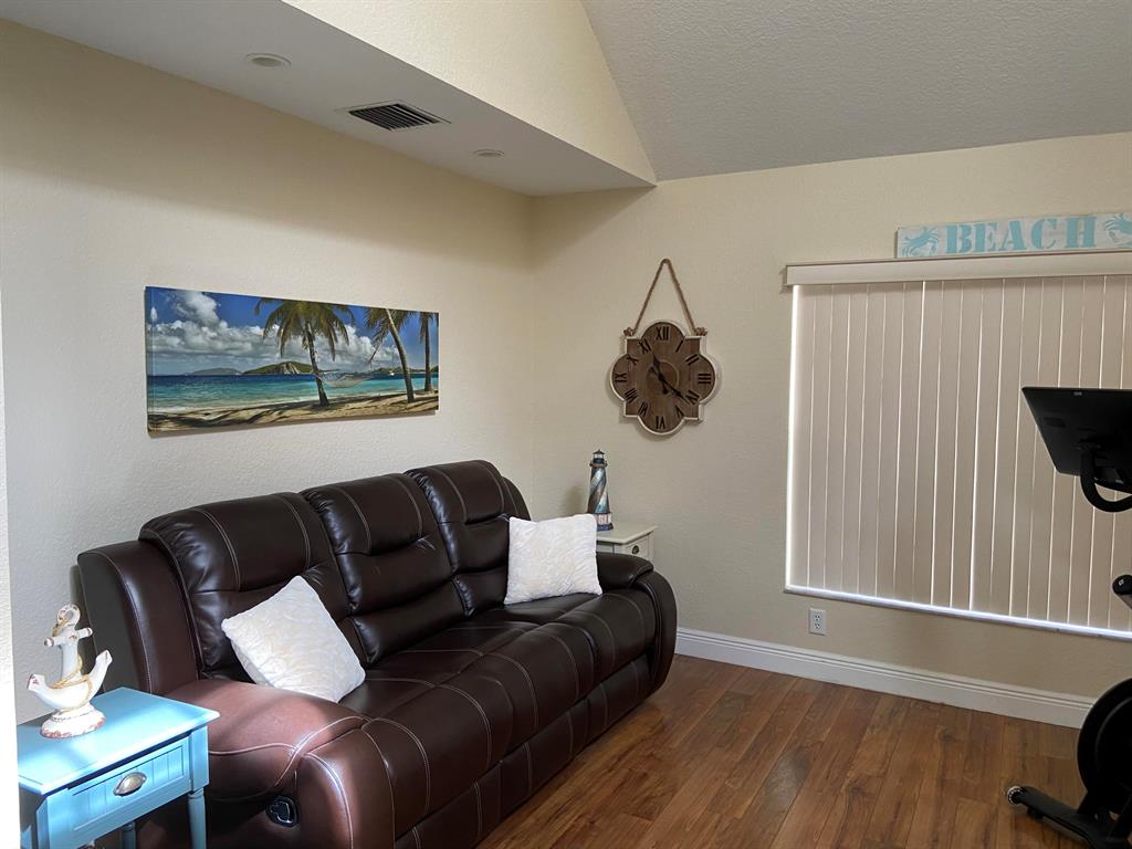 PRINCETON PLACE AT GABLES END - Residential