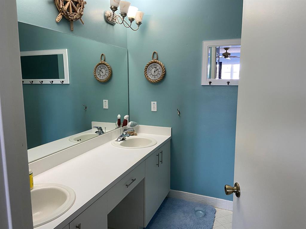 PRINCETON PLACE AT GABLES END - Residential