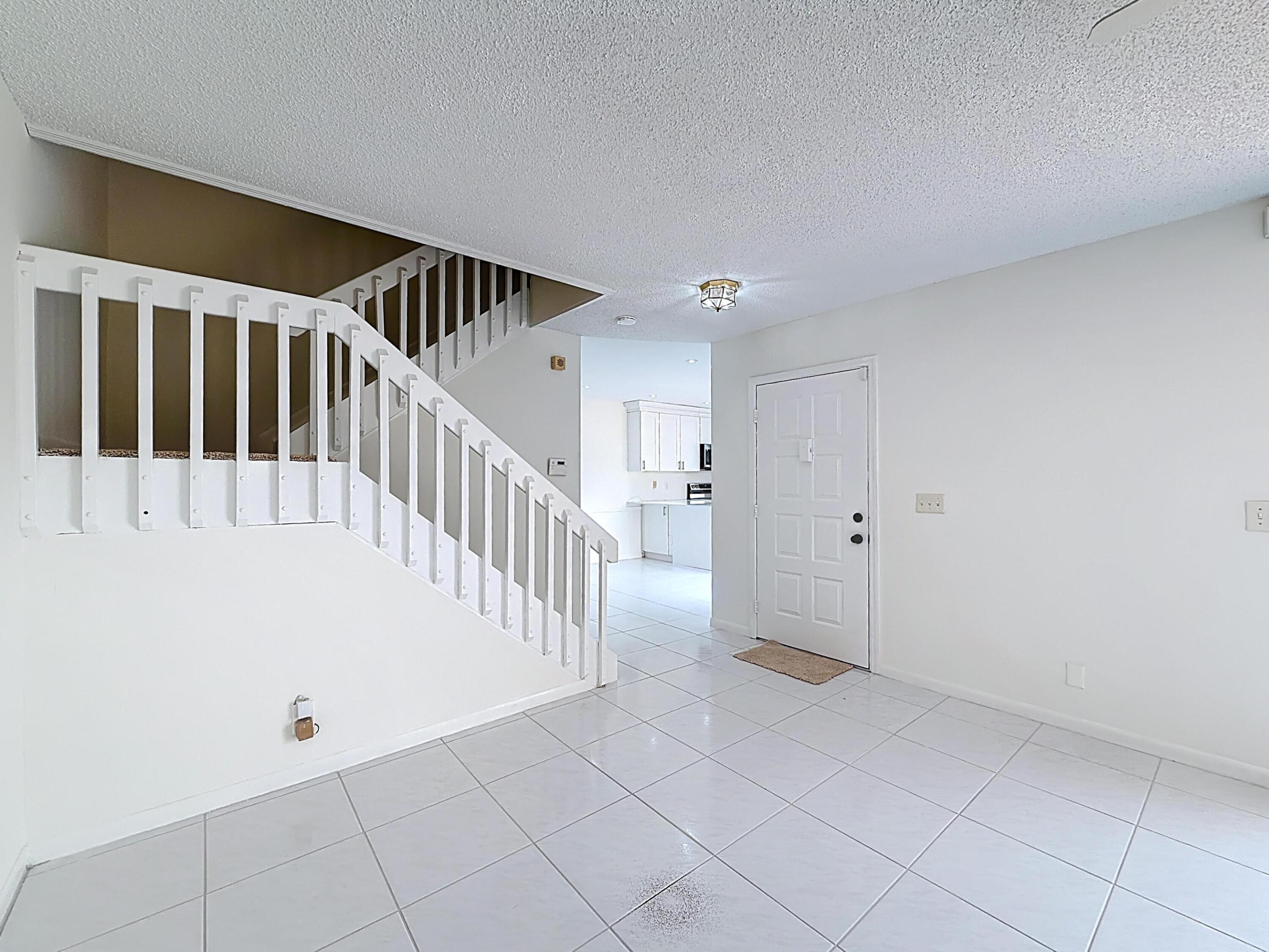 COURTYARDS AT BOCA I - Residential