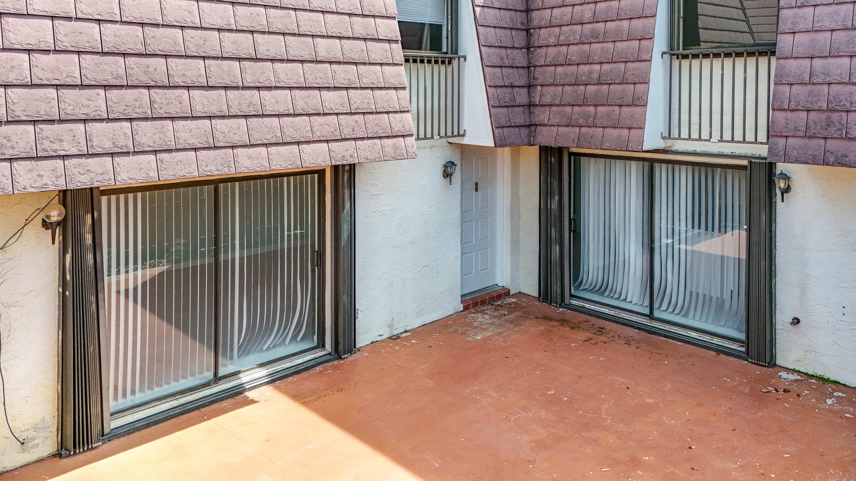 7496 E Courtyard Run E 35