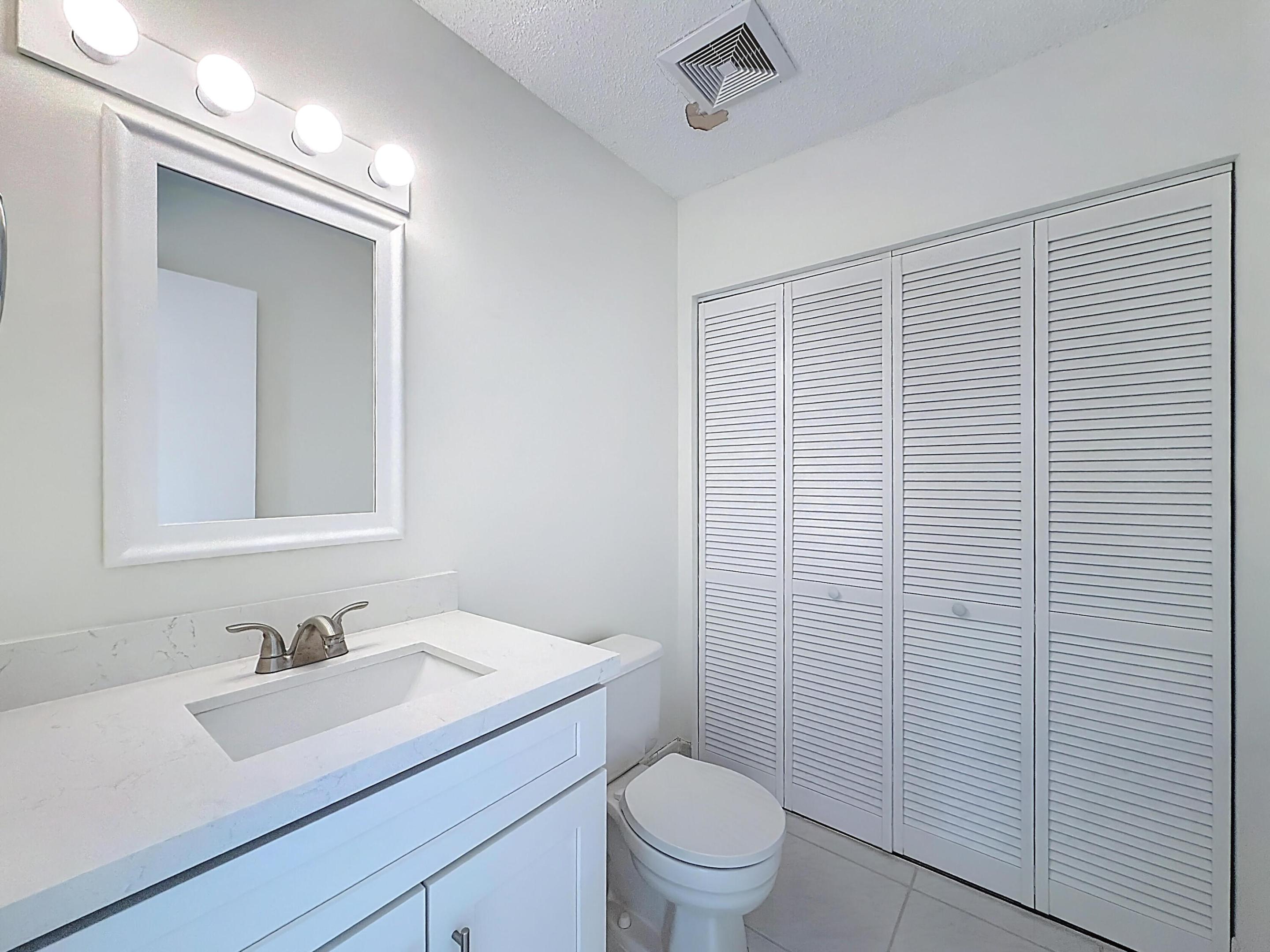 COURTYARDS AT BOCA I - Residential