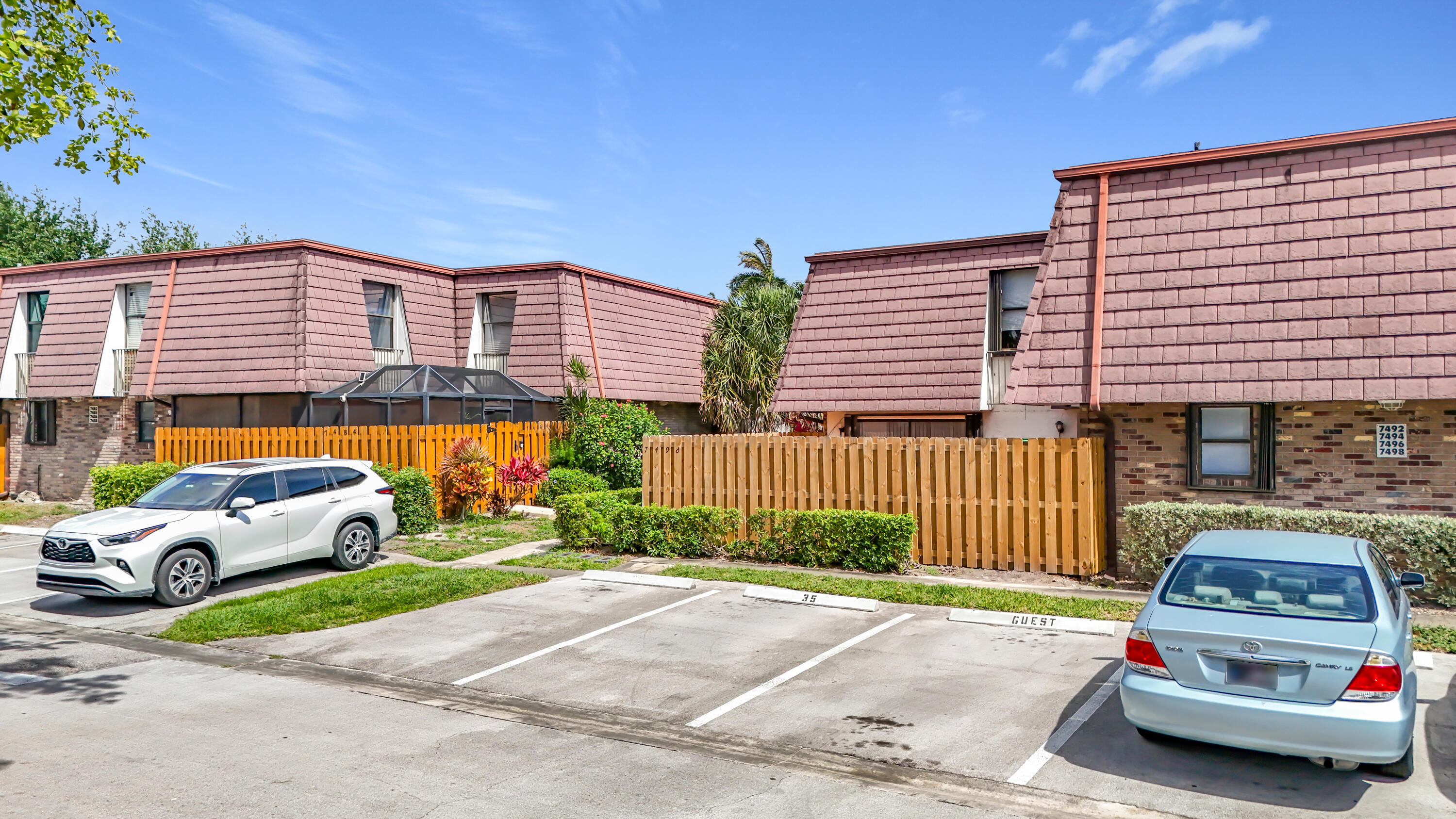 COURTYARDS AT BOCA I - Residential