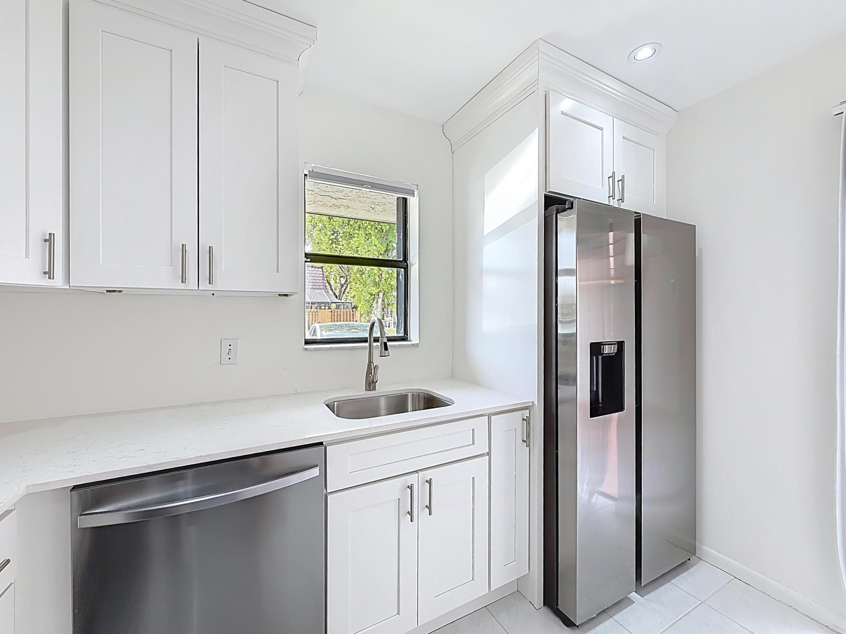 COURTYARDS AT BOCA I - Residential