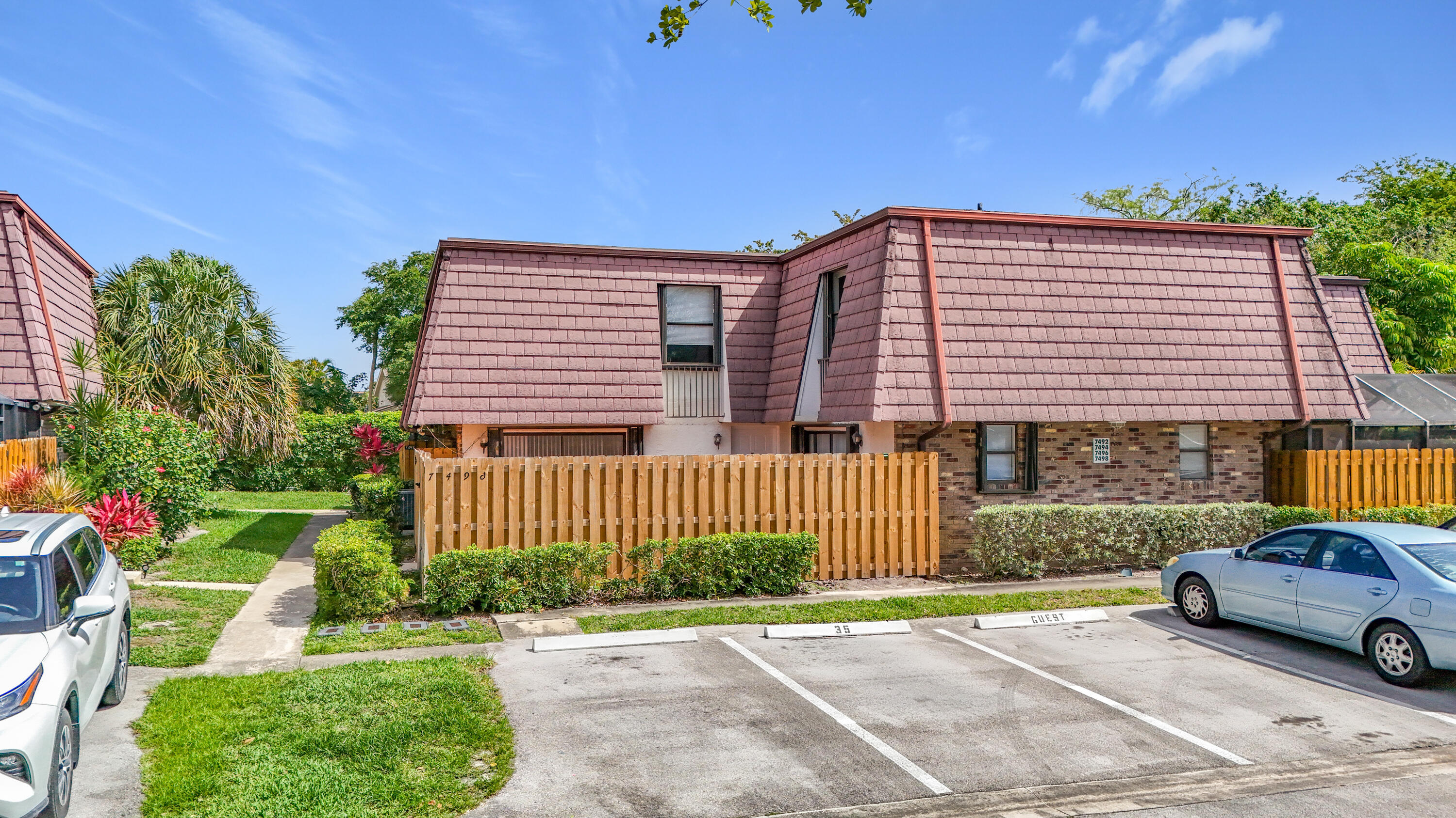 COURTYARDS AT BOCA I - Residential