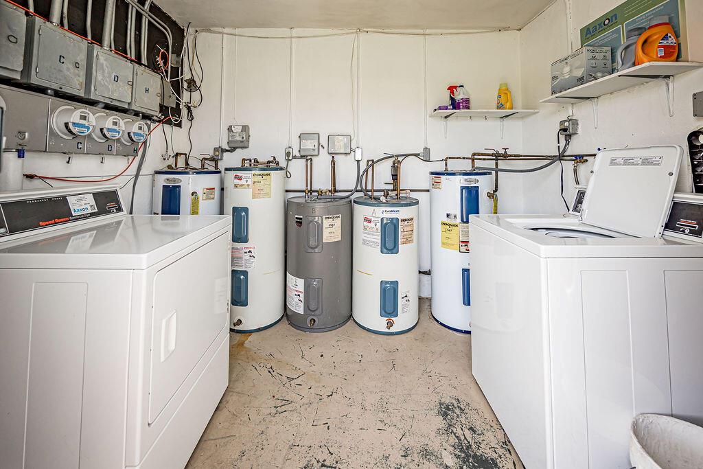 HIGH POINT CONDO SEC 4A - Residential Lease