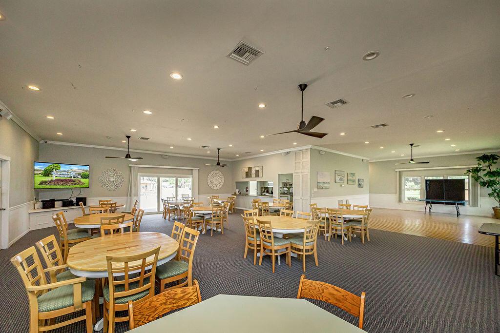 HIGH POINT CONDO SEC 4A - Residential Lease