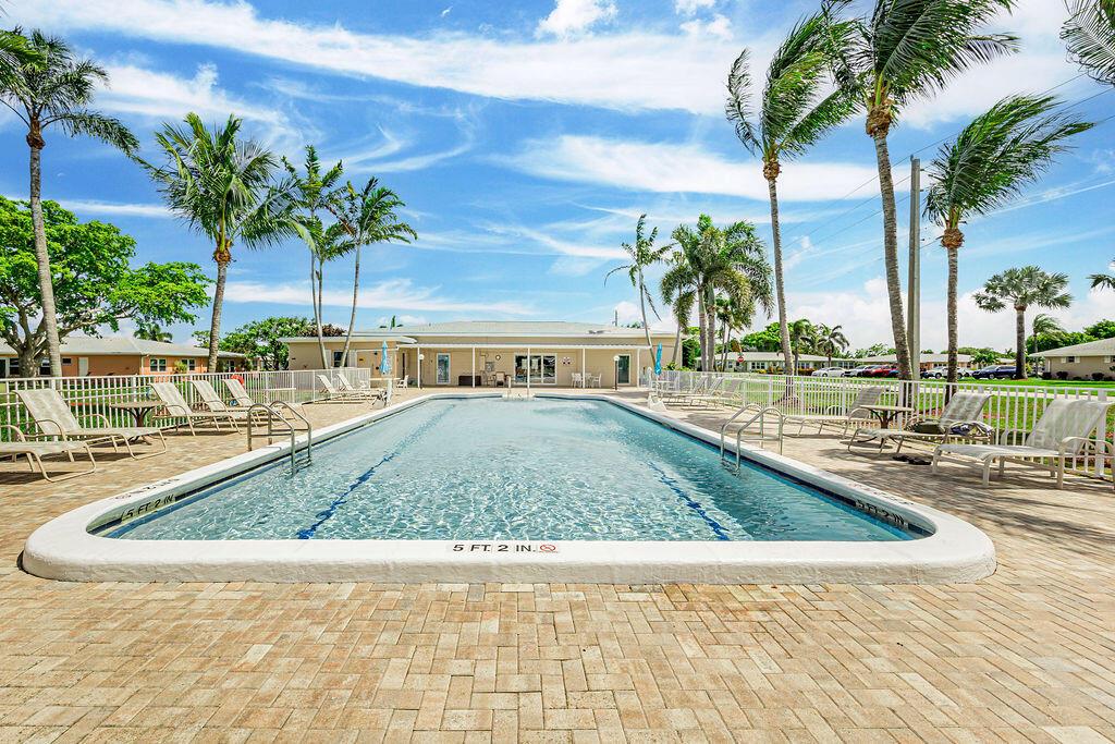 HIGH POINT CONDO SEC 4A - Residential Lease