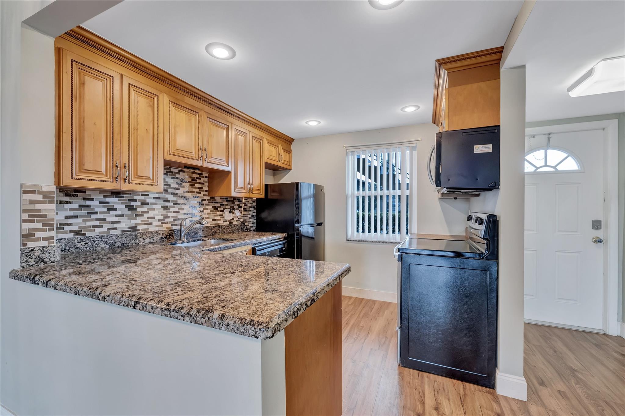 Oriole Gardens - Residential
