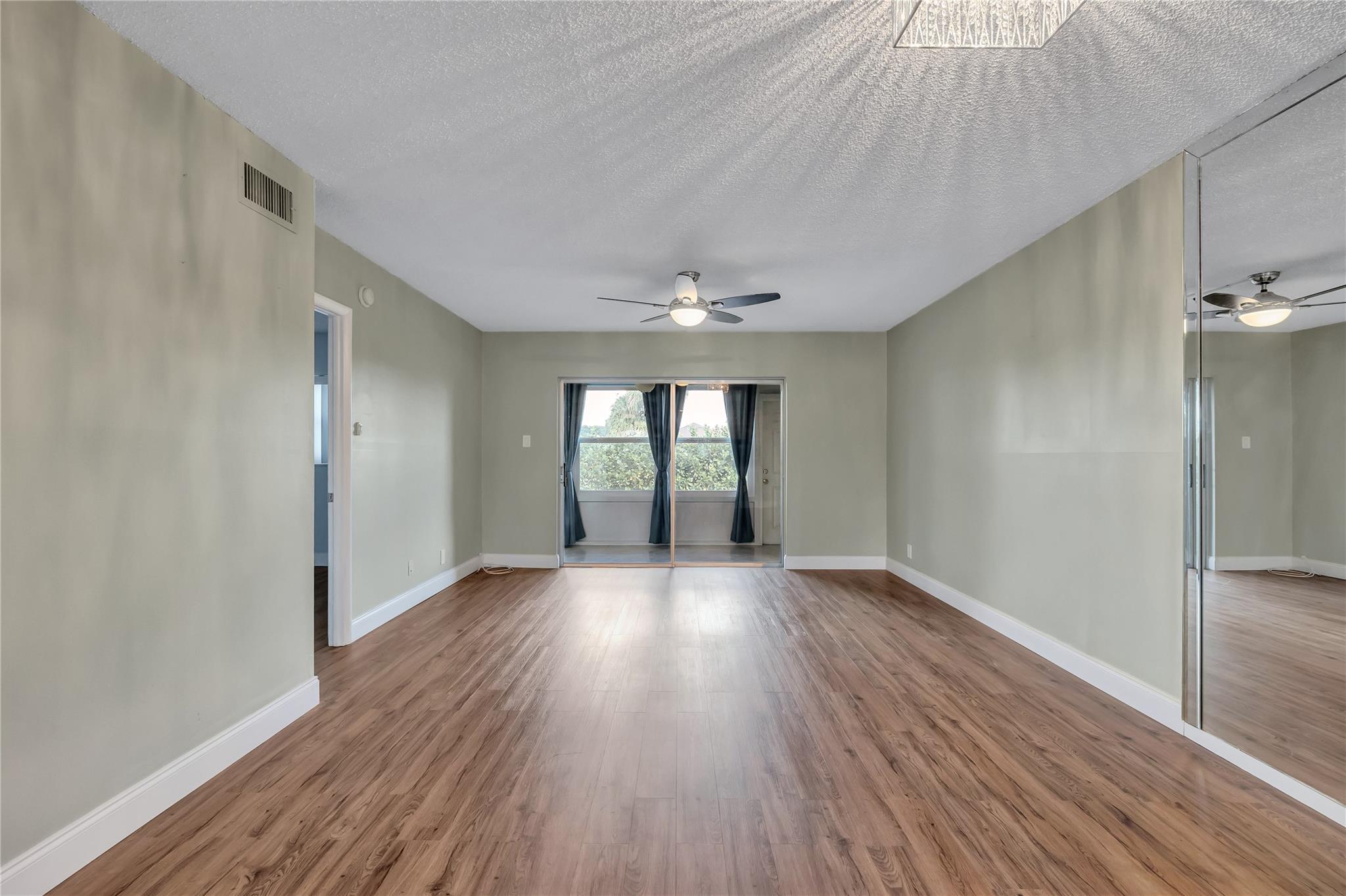Oriole Gardens - Residential