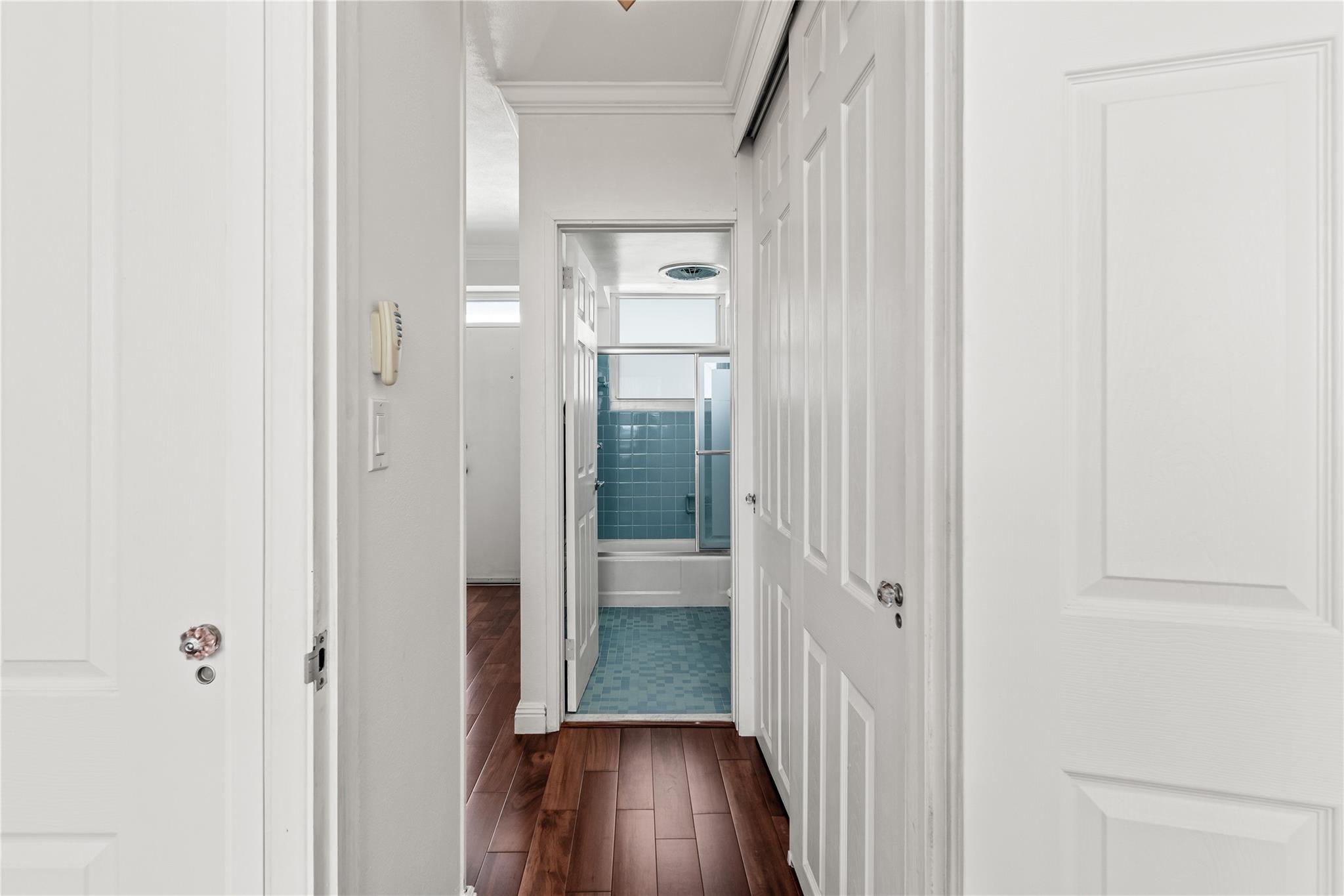 Breakwater Towers CO-OP - Residential