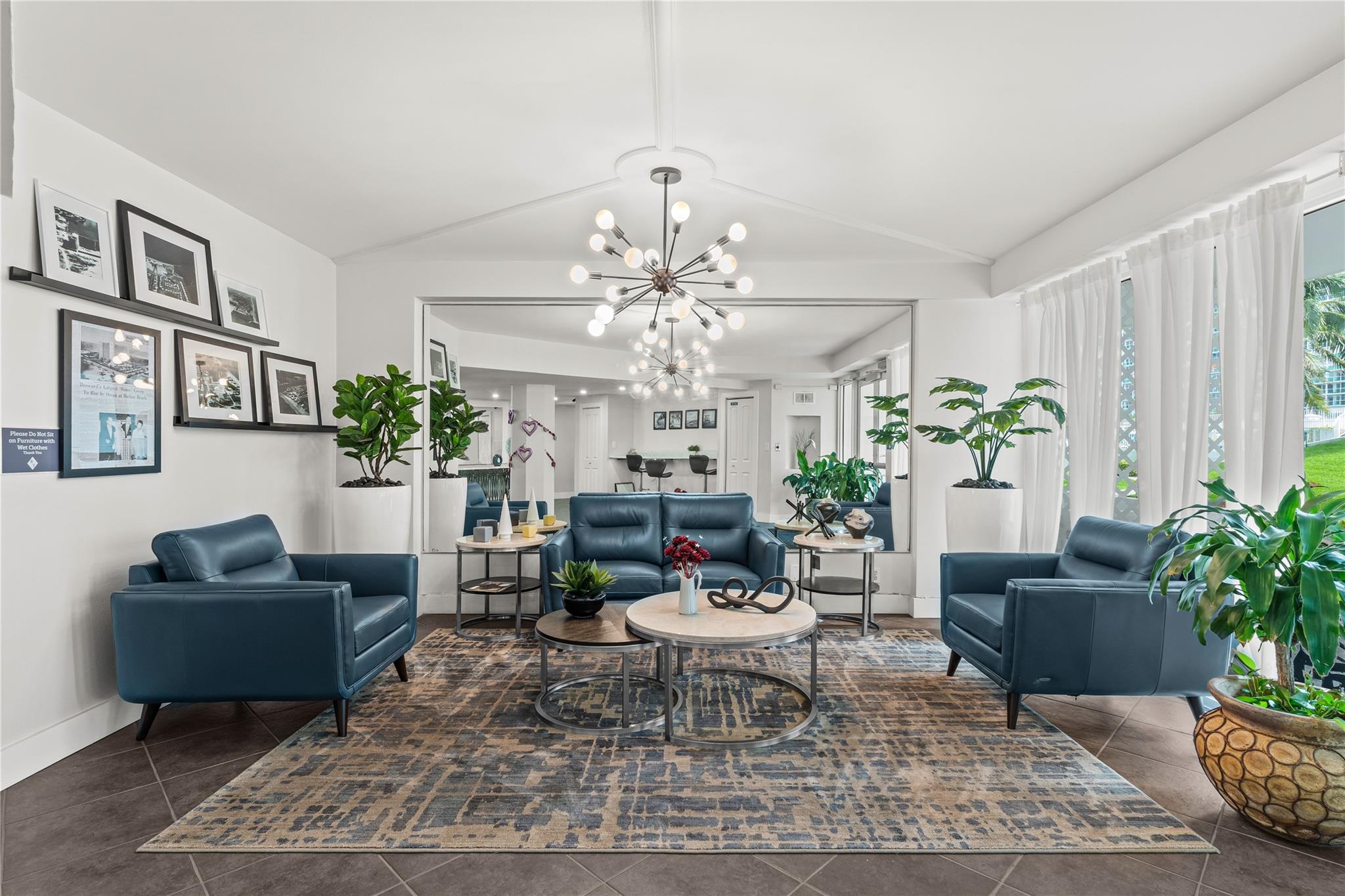 Breakwater Towers CO-OP - Residential