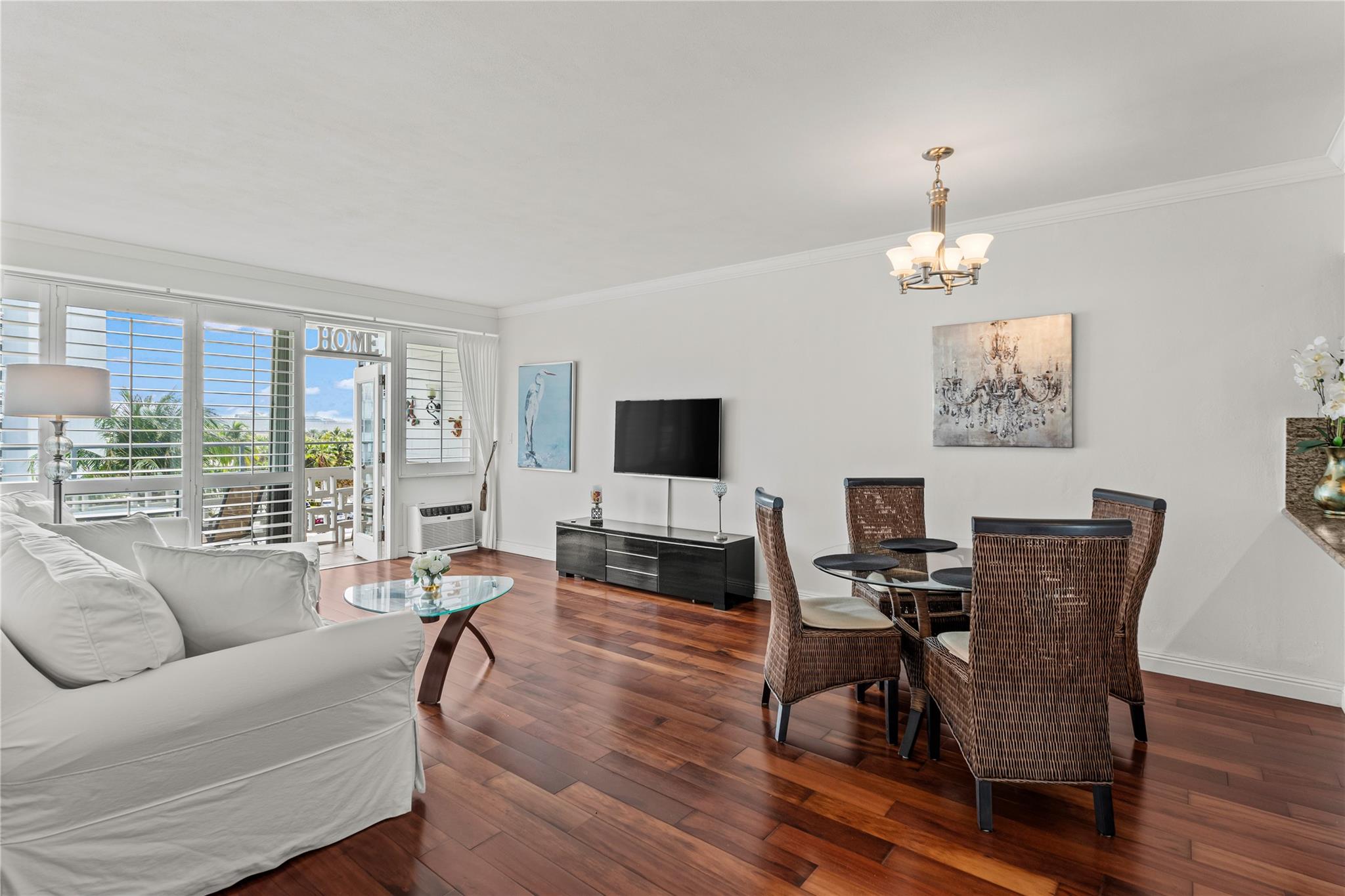 Breakwater Towers CO-OP - Residential