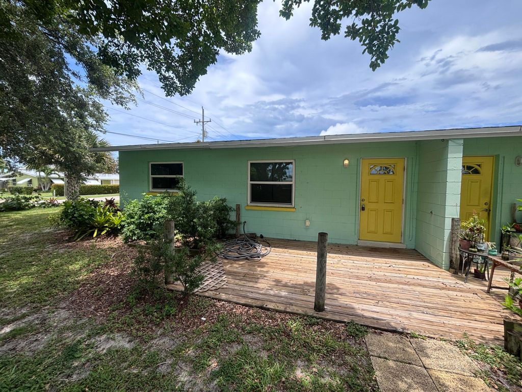 Photo of 202 W Balboa Street #A, Fort Pierce, FL 34949 (MLS # B26032678)