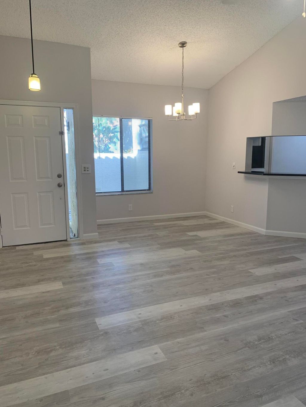 Photo of 12 Via De Casas Sur #102, Boynton Beach, FL 33426 (MLS # R11035428)
