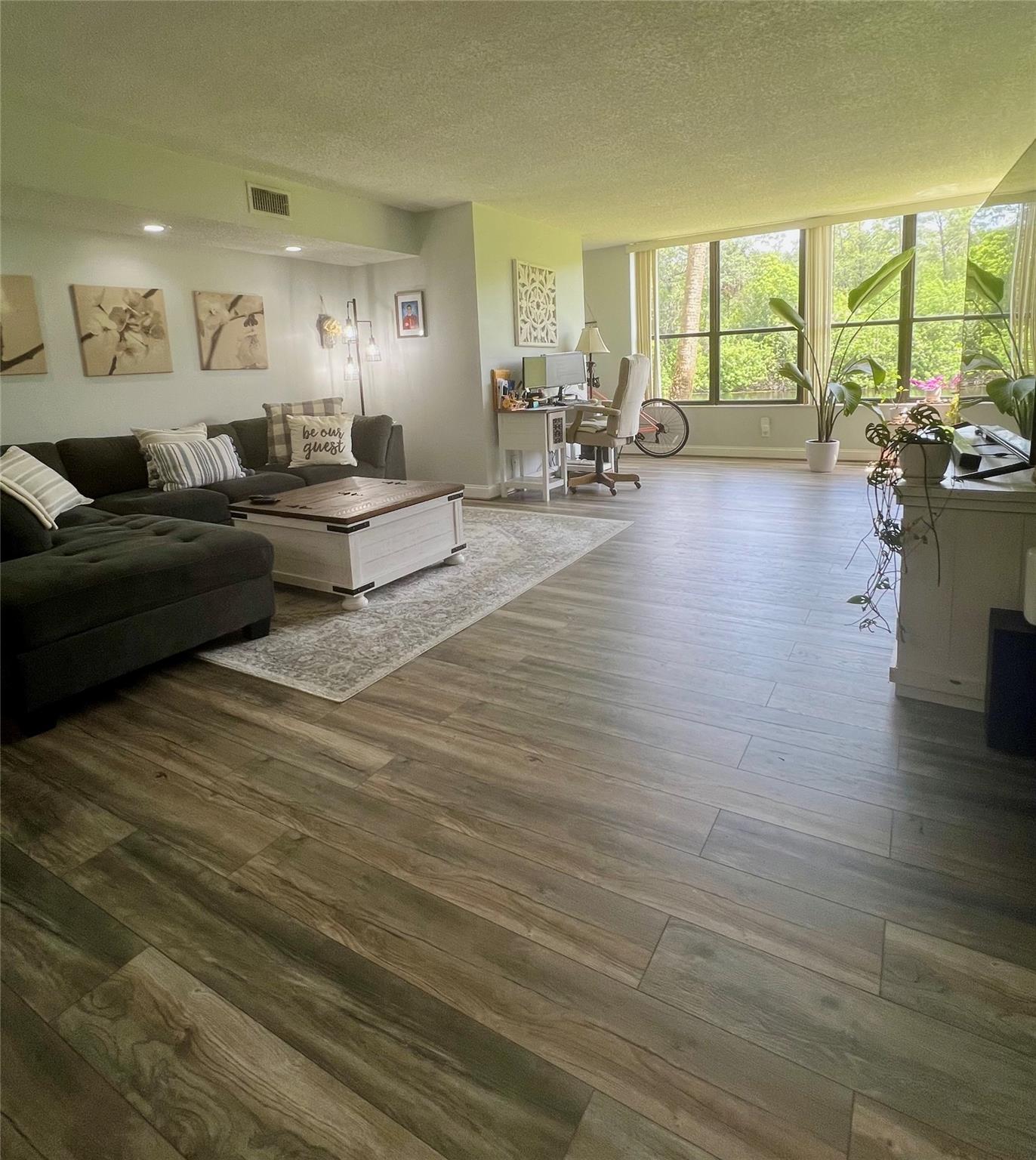 2660 Carambola Cir 104