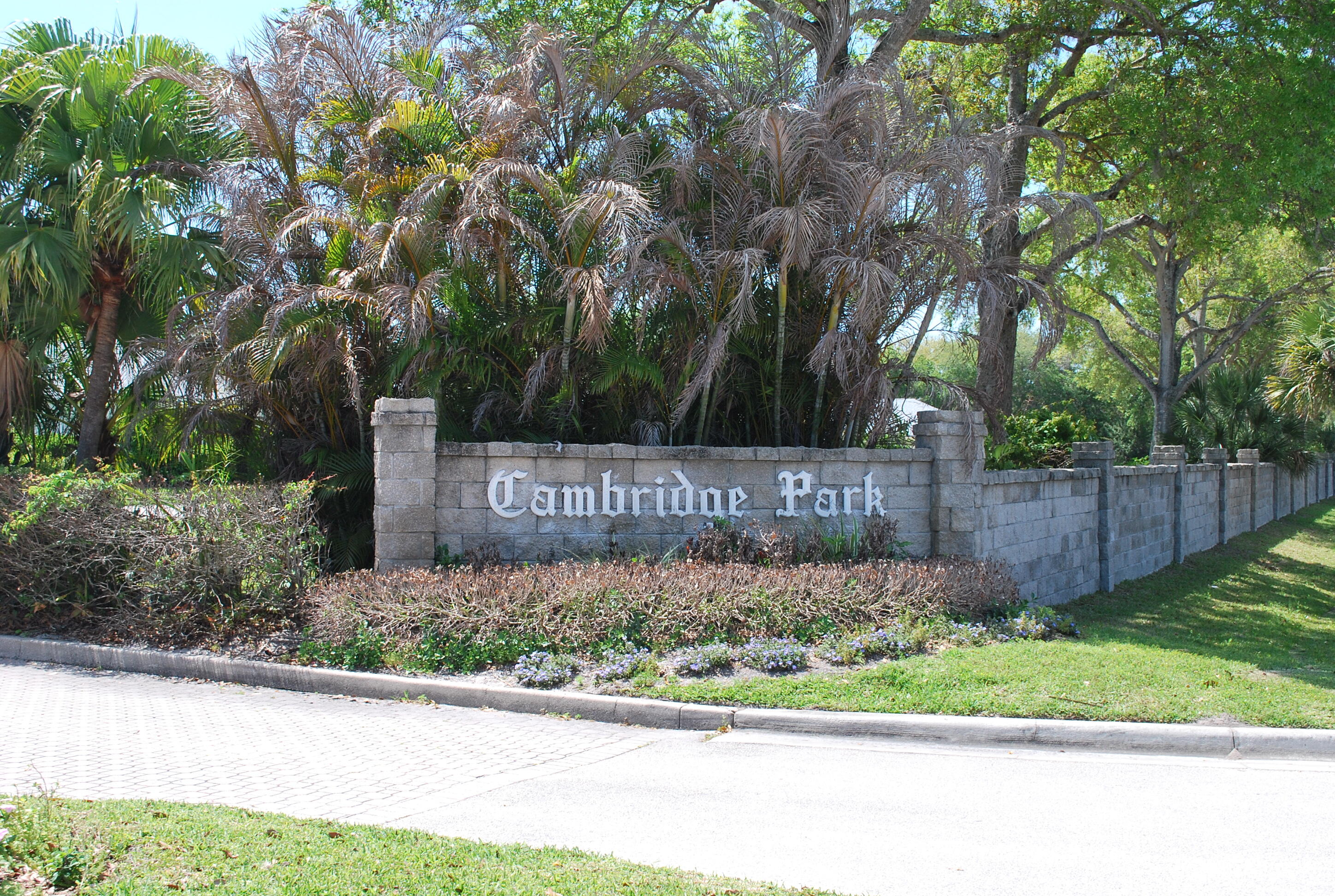 CAMBRIDGE PARK SECOND REPLAT - Residential