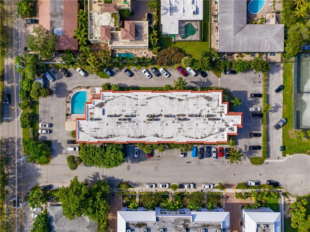 La Cancha Condo - Residential