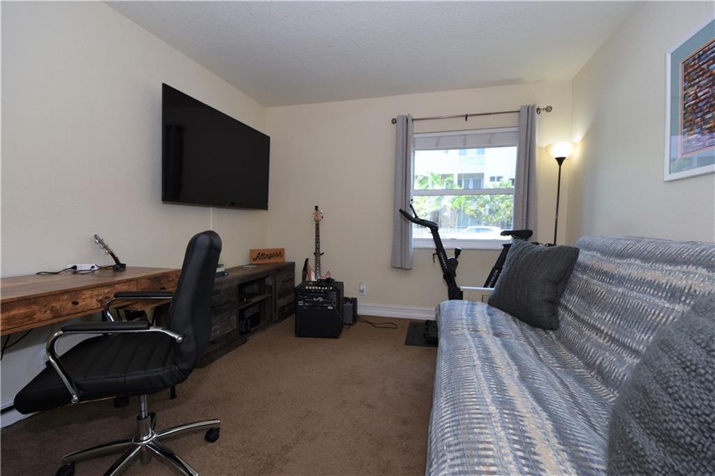 La Cancha Condo - Residential
