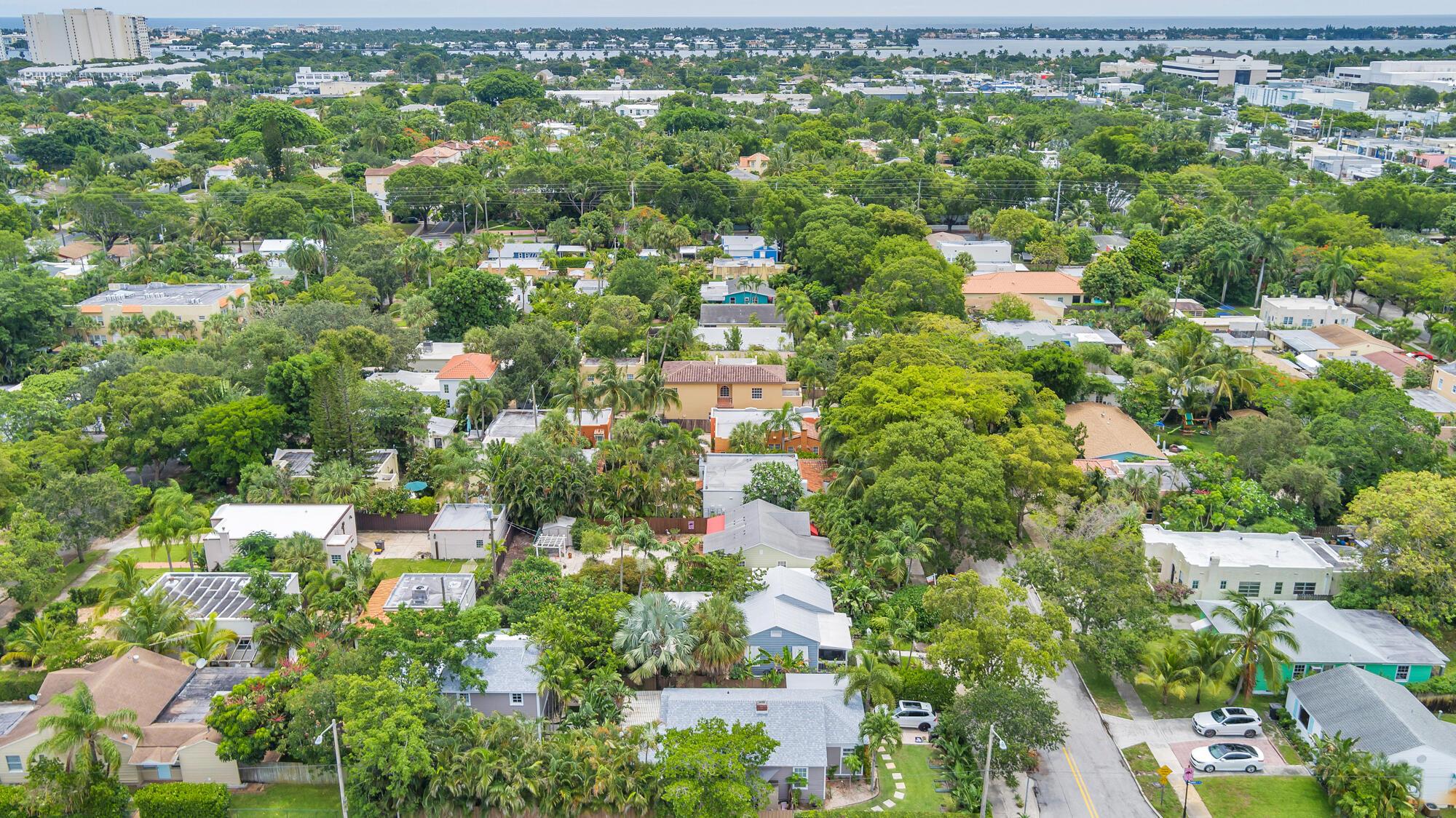 FLAMINGO PARK - Residential