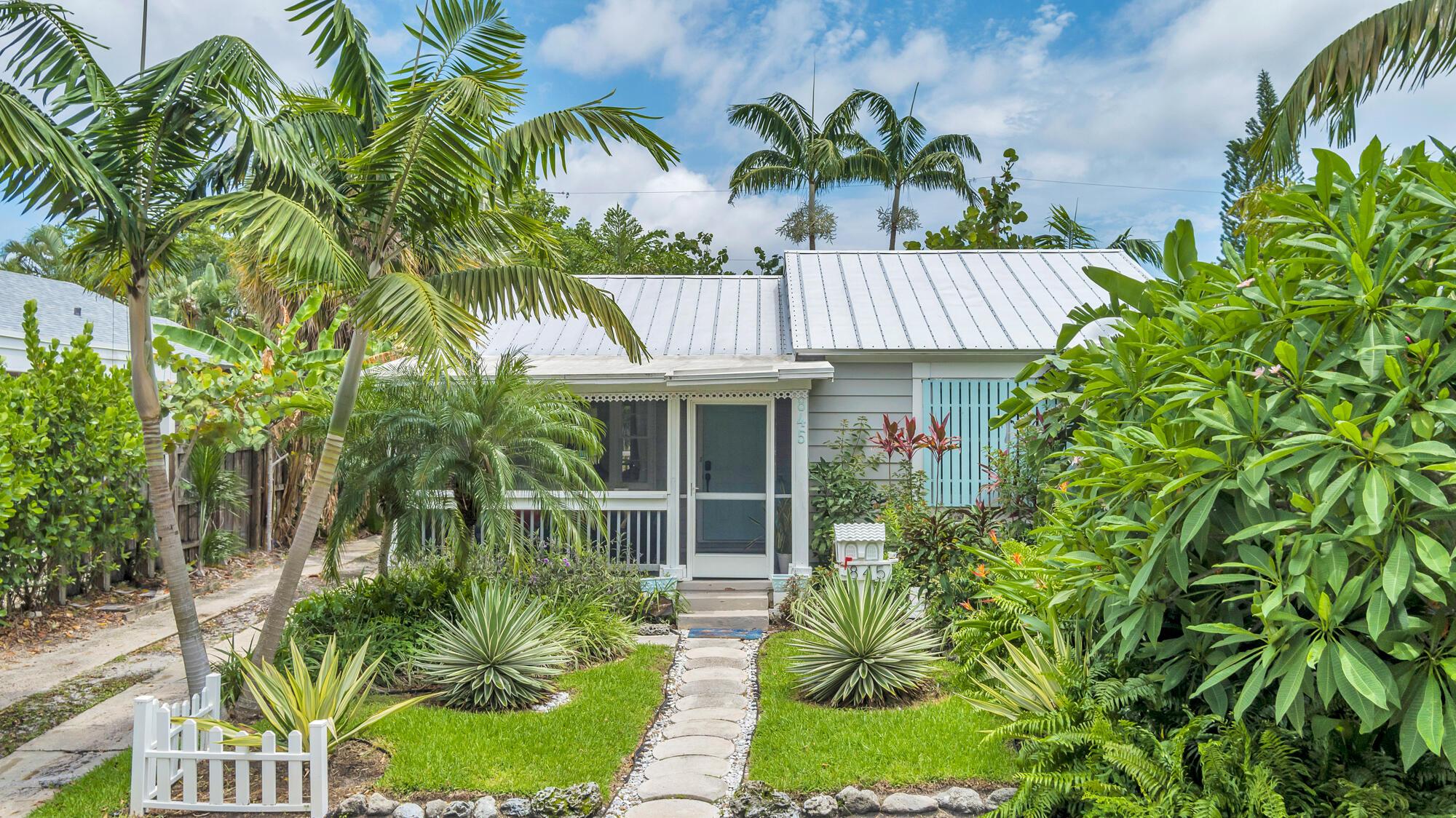 FLAMINGO PARK - Residential