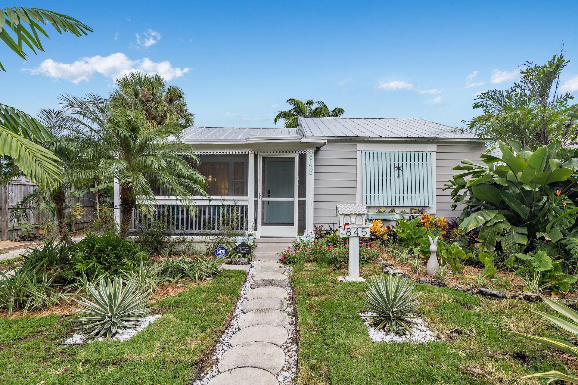 FLAMINGO PARK - Residential