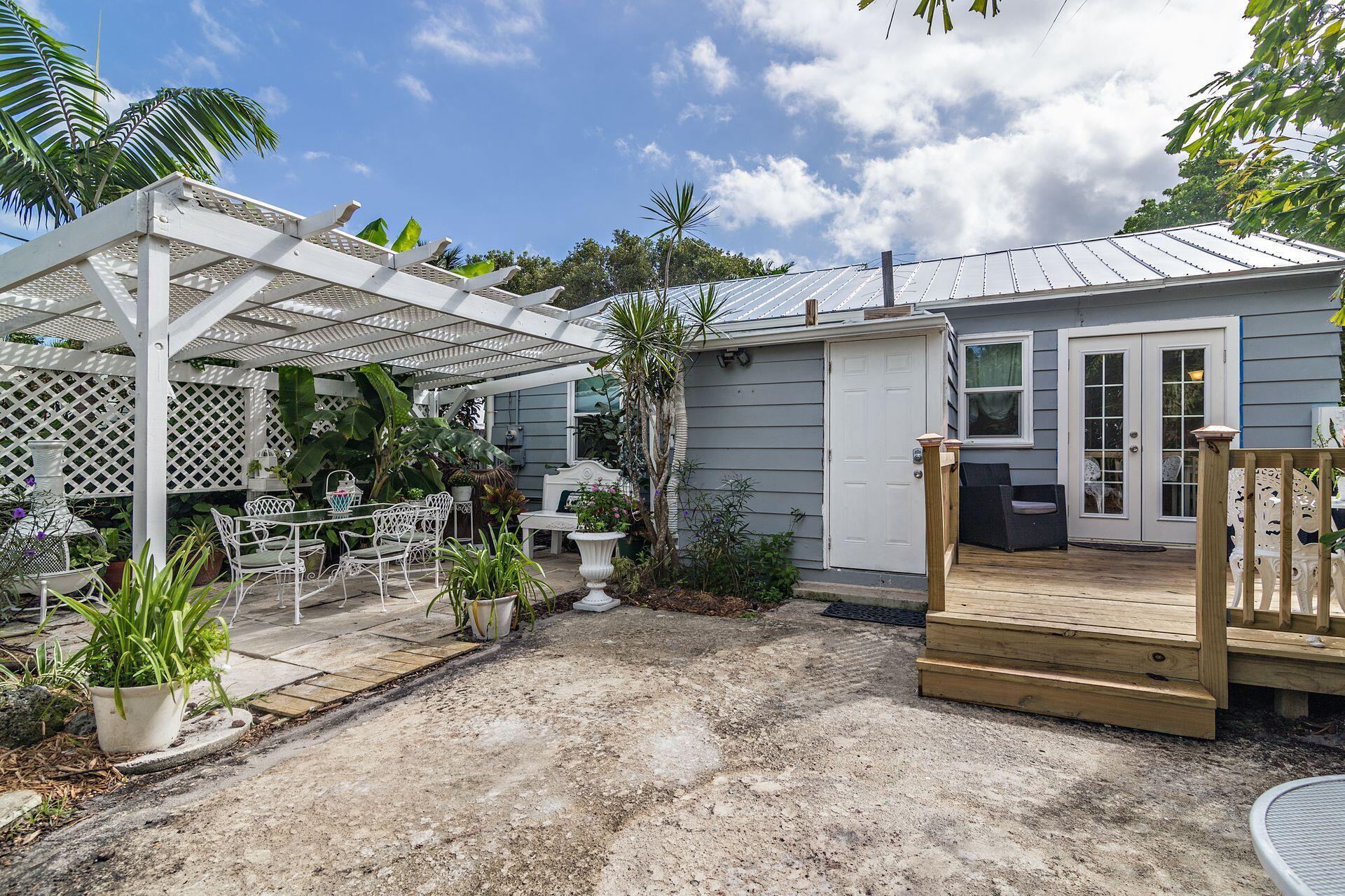 FLAMINGO PARK - Residential