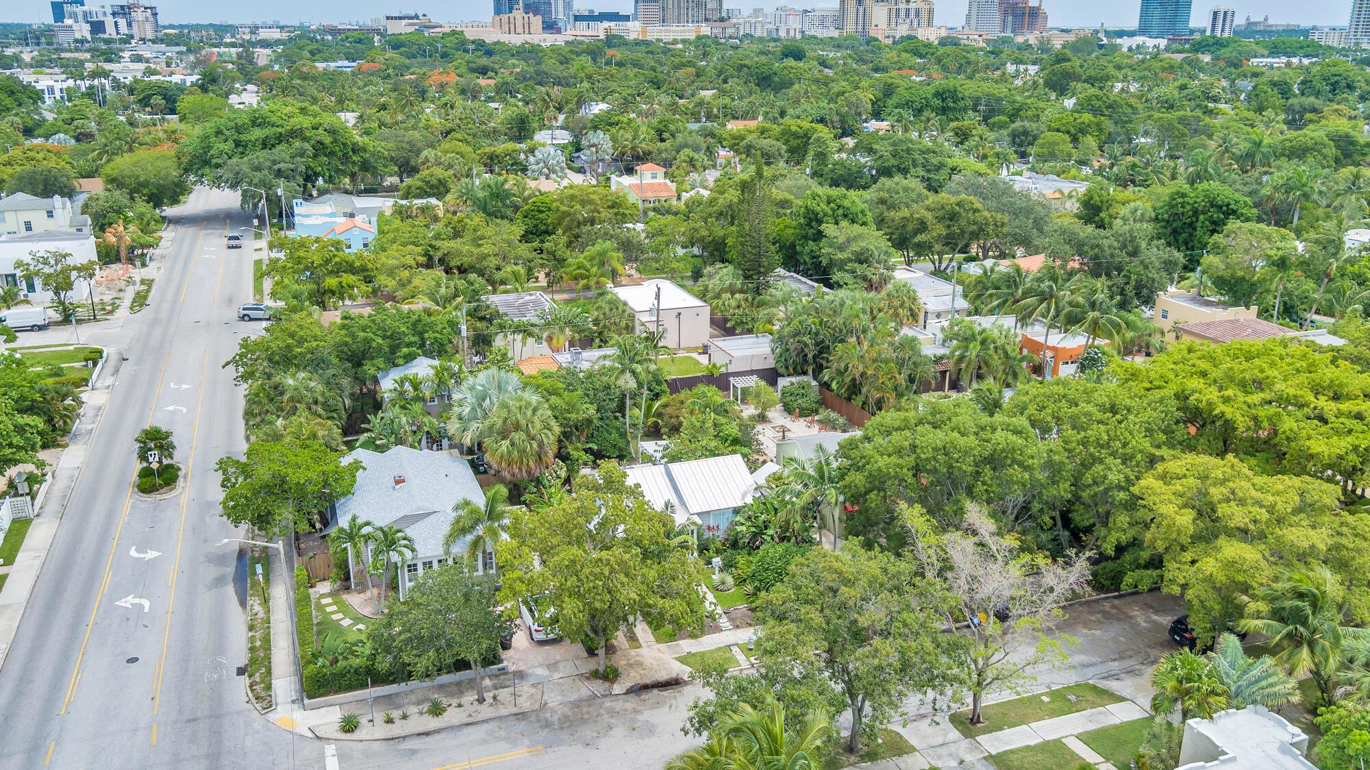 FLAMINGO PARK - Residential