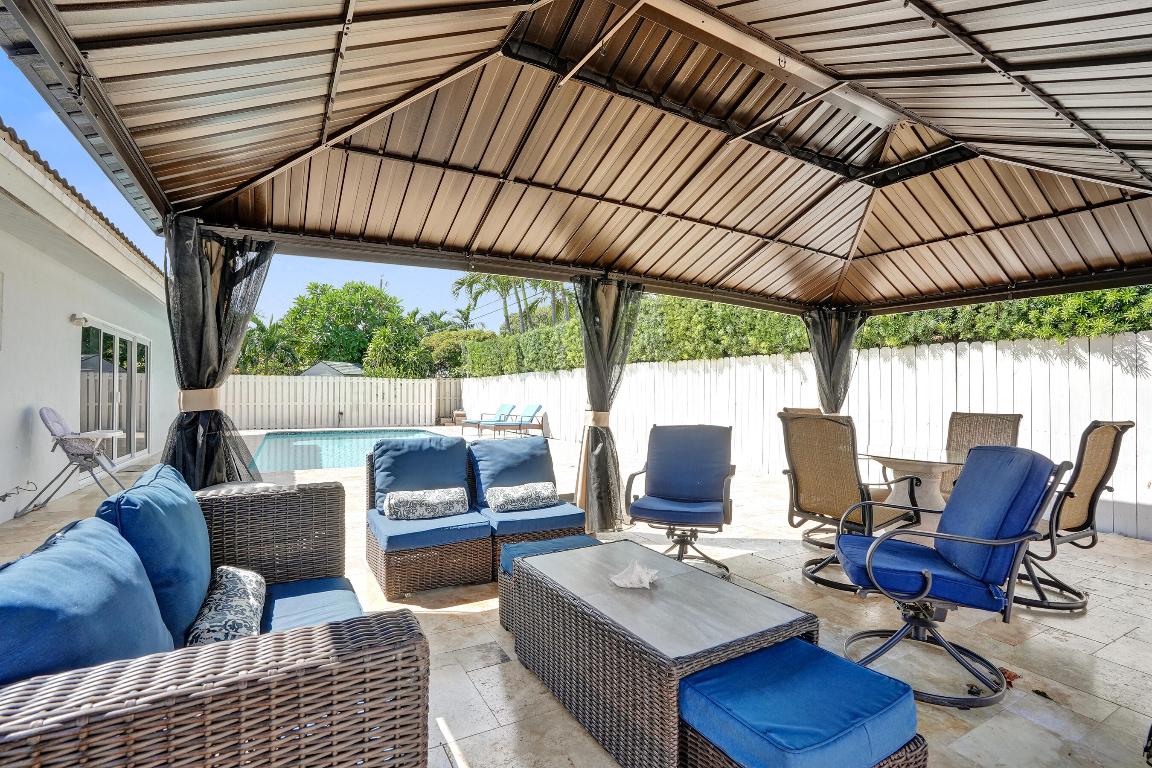 THE COVE - Residential Lease