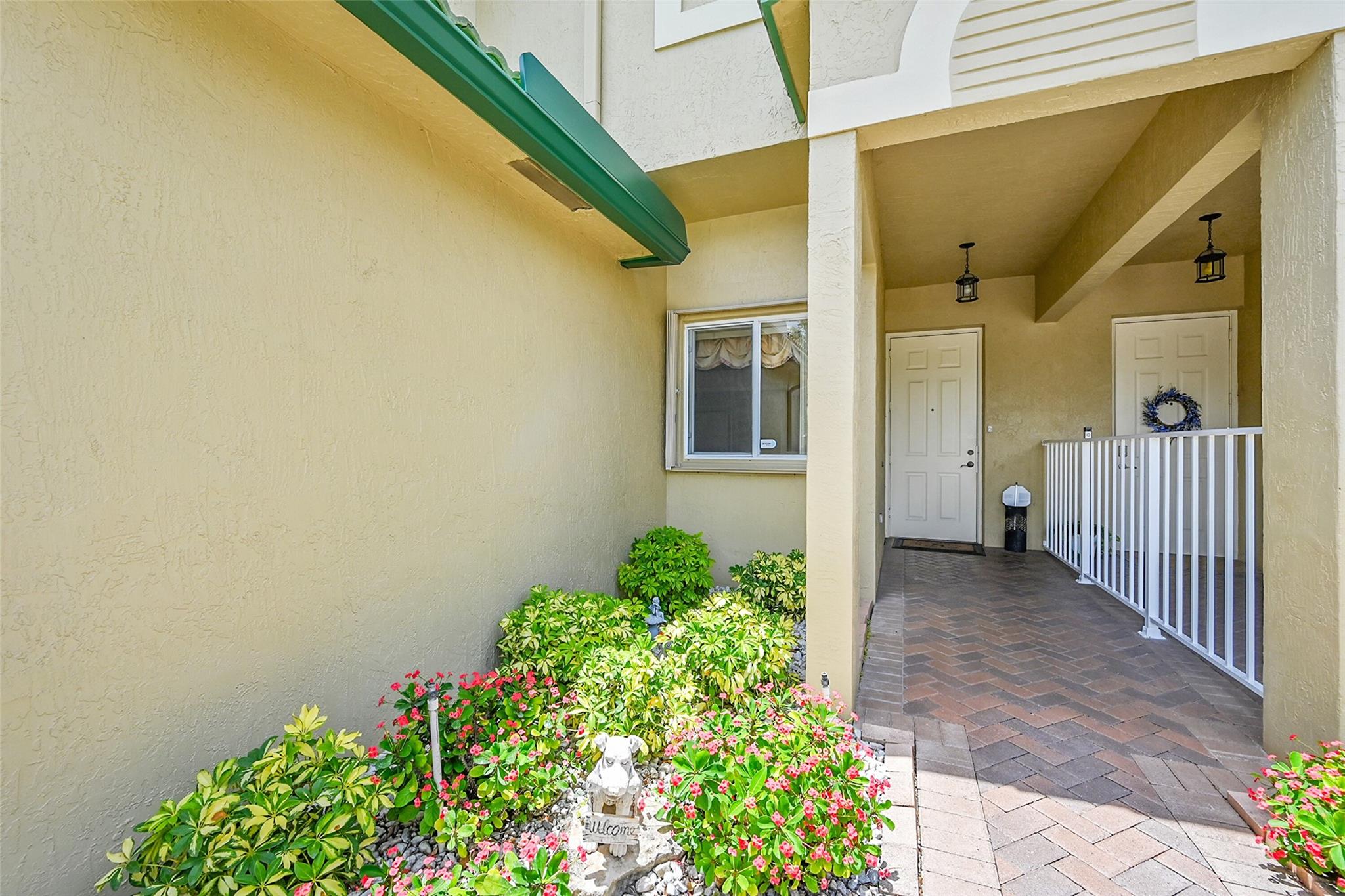 7943 Exeter Cir 101