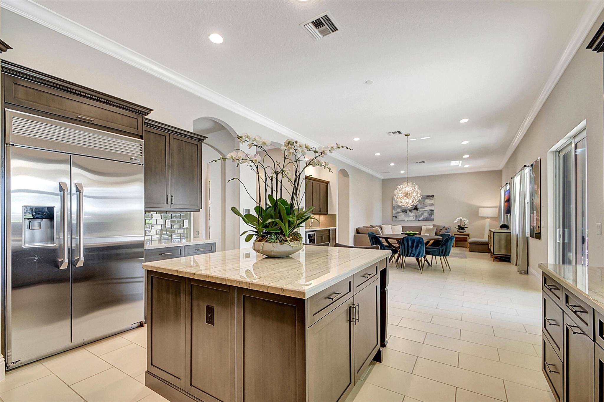 HUNTERS CHASE OF PALM BEA - Residential