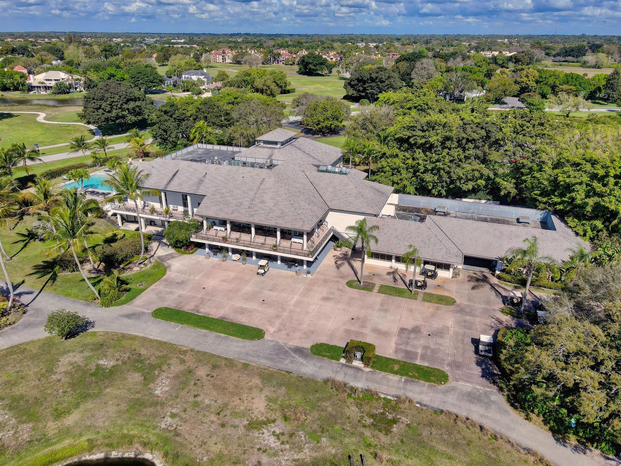 HUNTERS CHASE OF PALM BEA - Residential