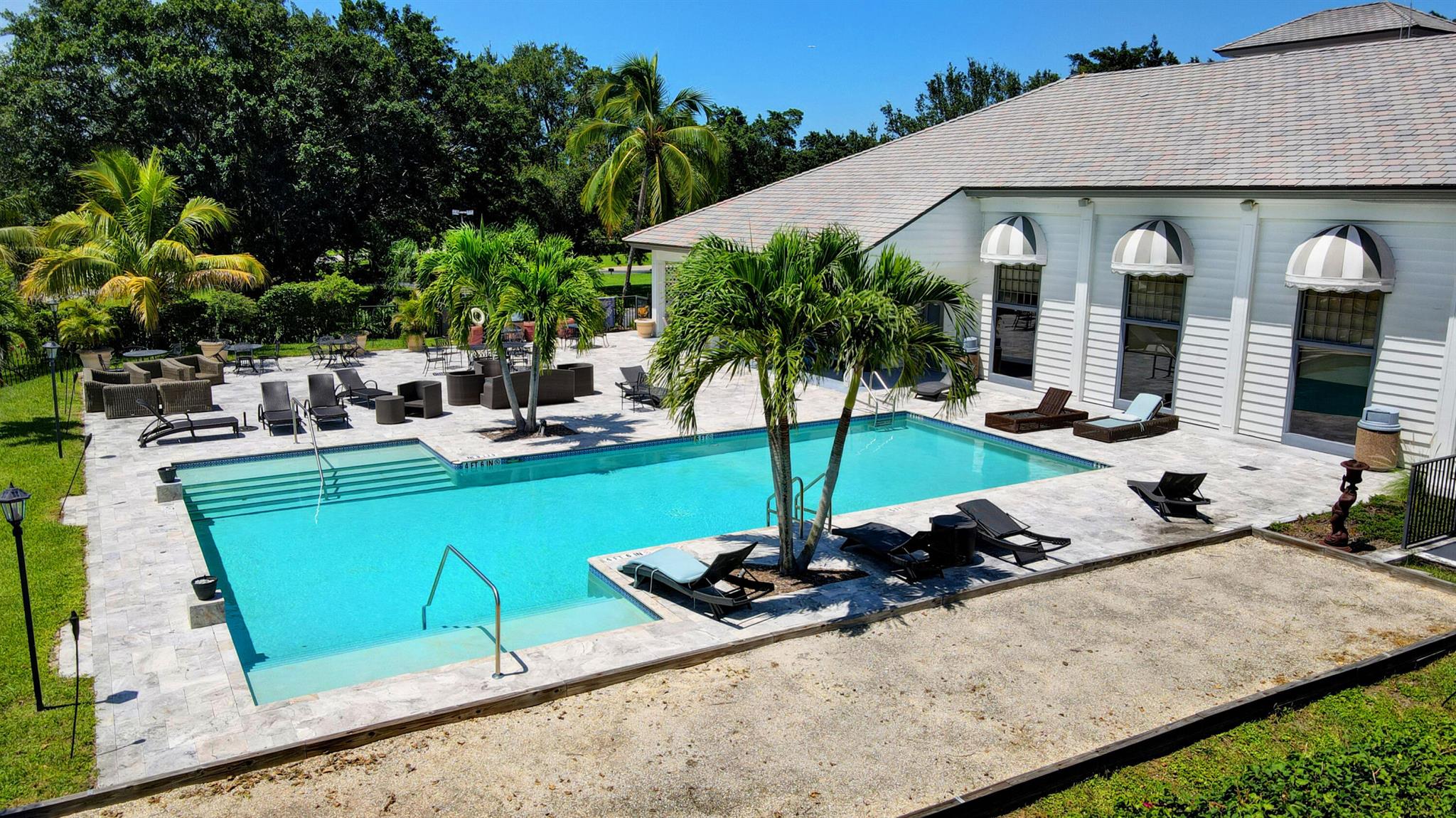 HUNTERS CHASE OF PALM BEA - Residential