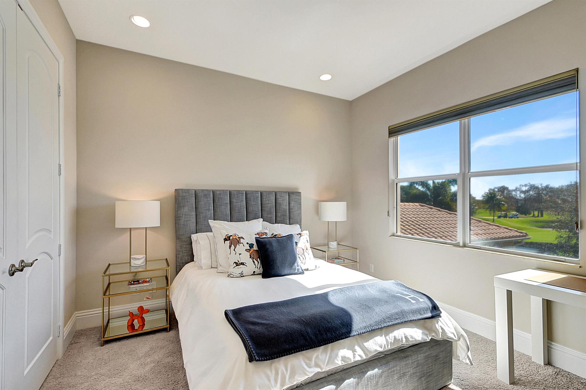 HUNTERS CHASE OF PALM BEA - Residential