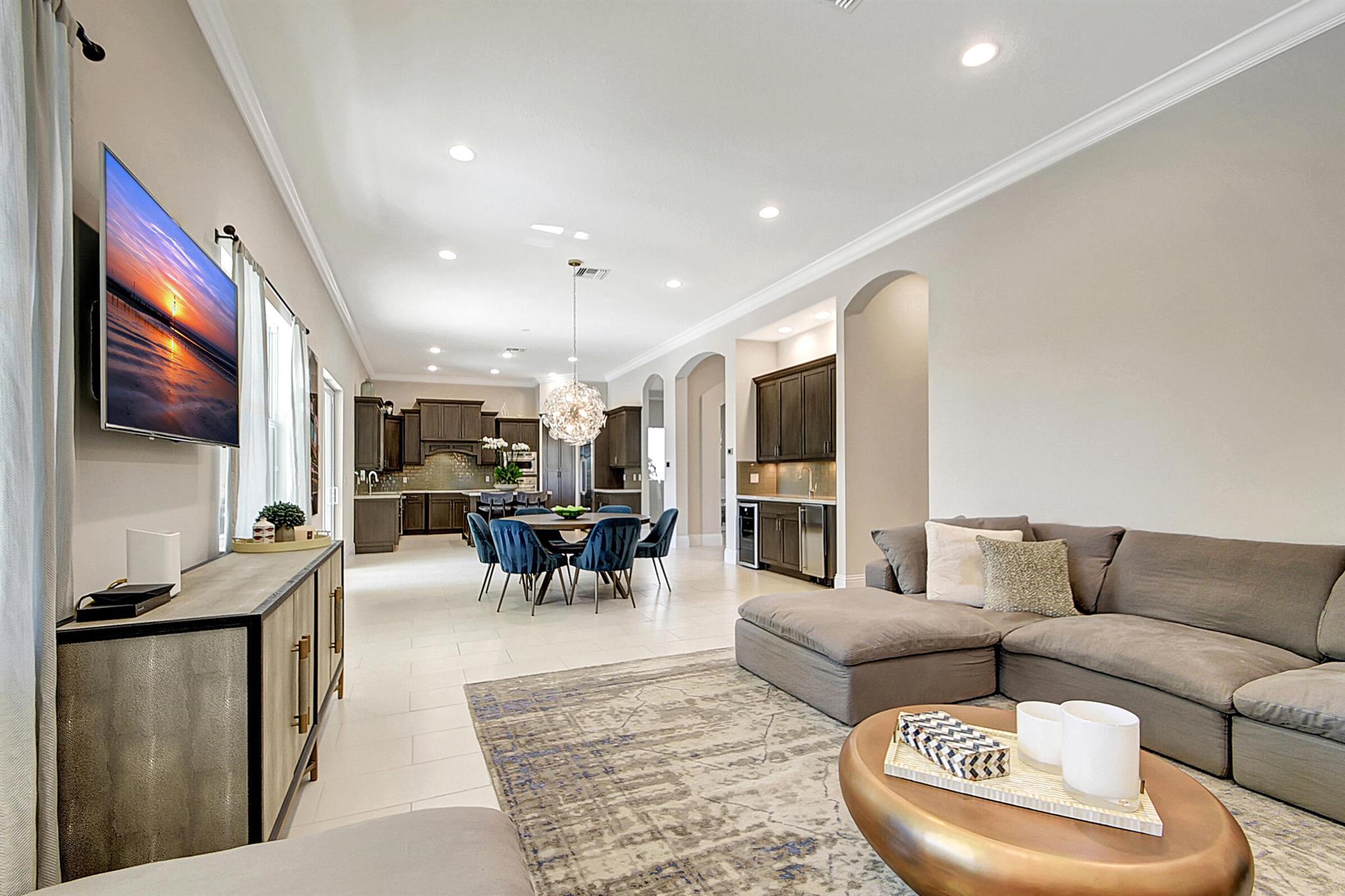 HUNTERS CHASE OF PALM BEA - Residential