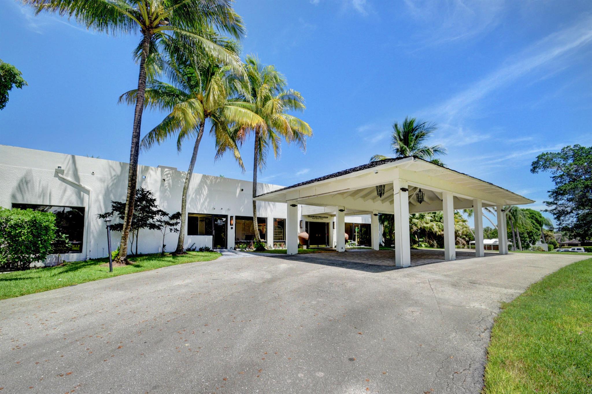 HUNTERS CHASE OF PALM BEA - Residential