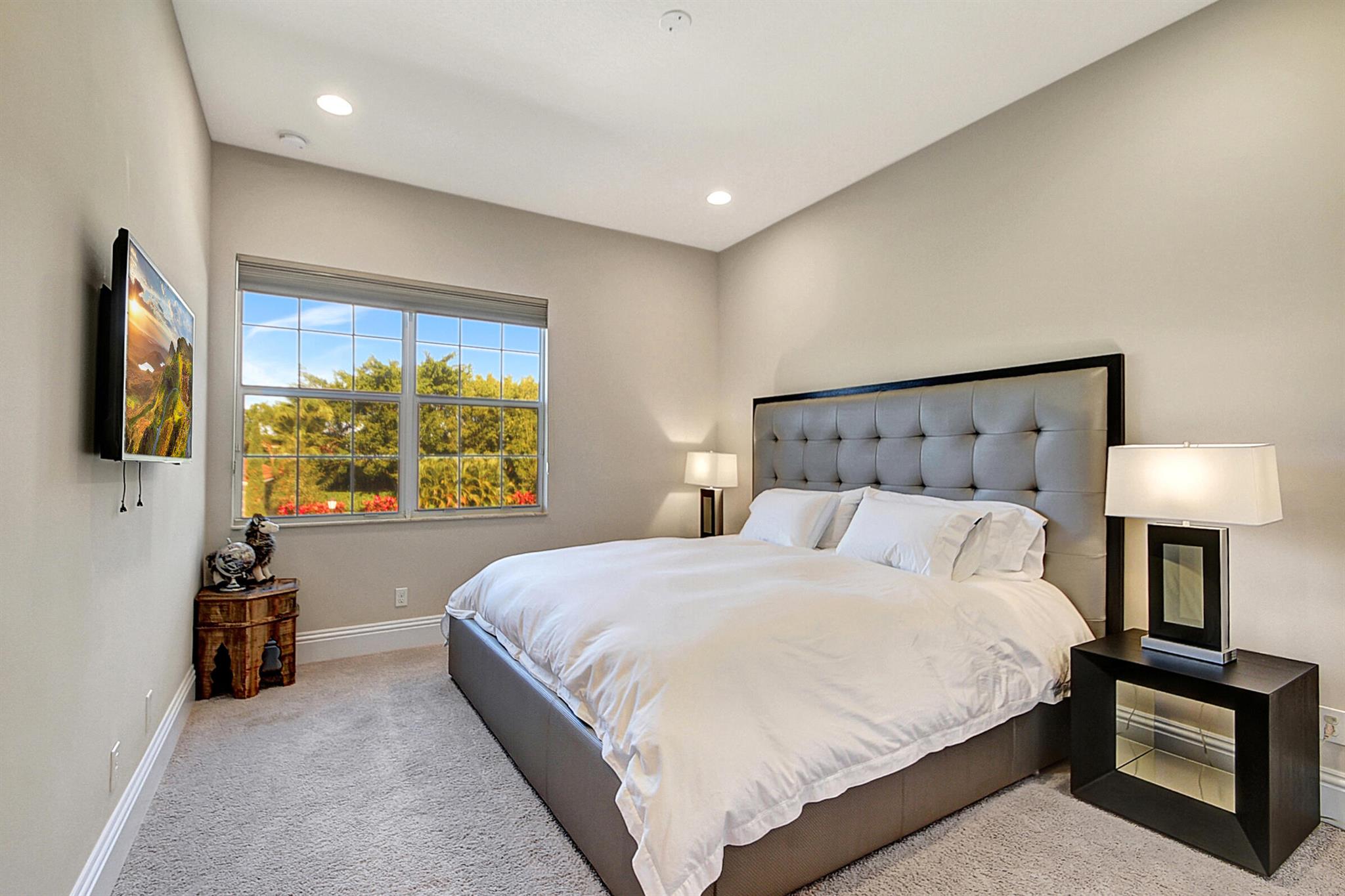 HUNTERS CHASE OF PALM BEA - Residential