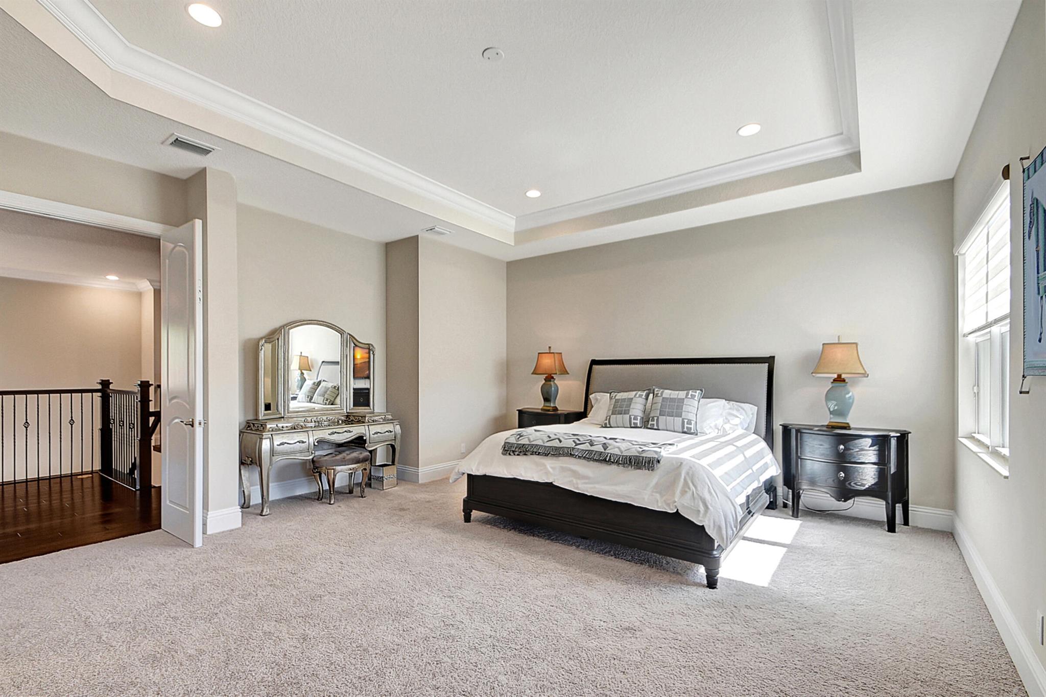 HUNTERS CHASE OF PALM BEA - Residential